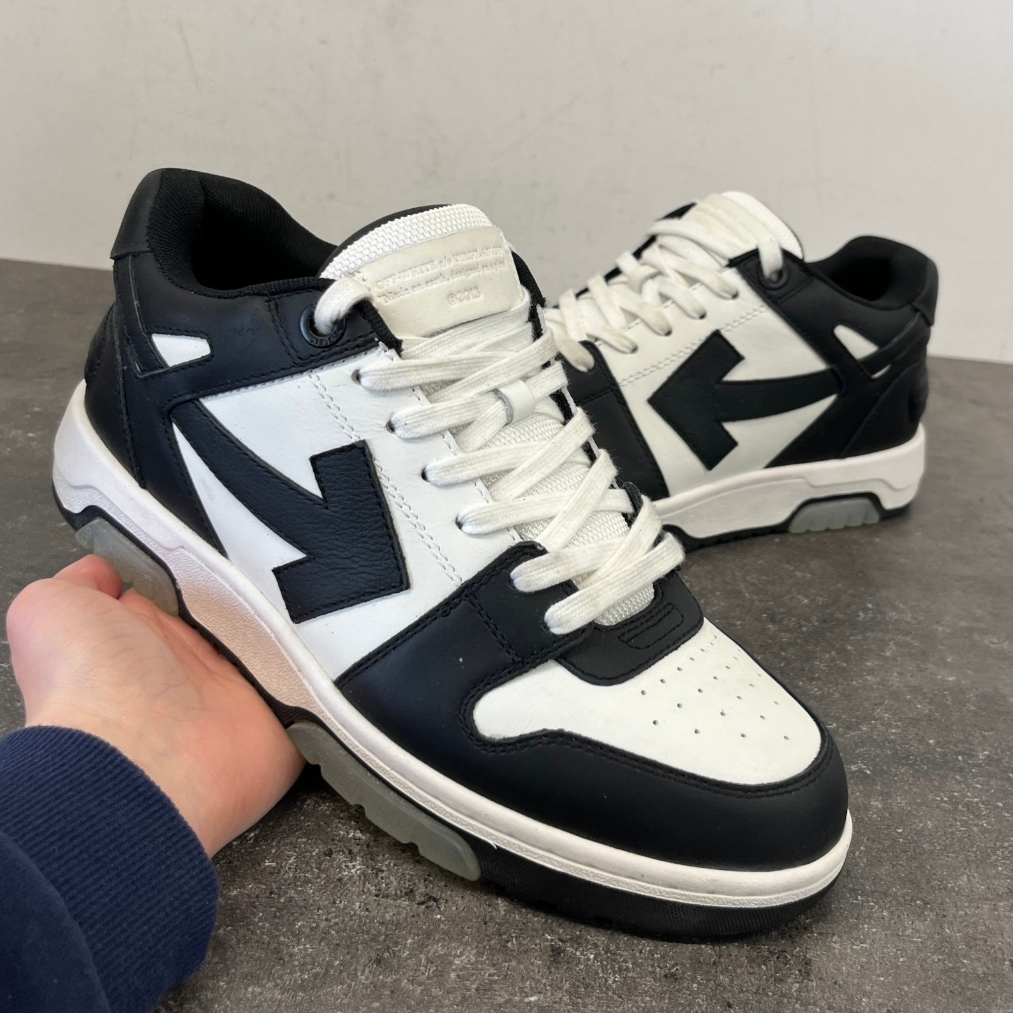 Men's Out Of Office Low Trainers Black Size EU 41 / UK 7
