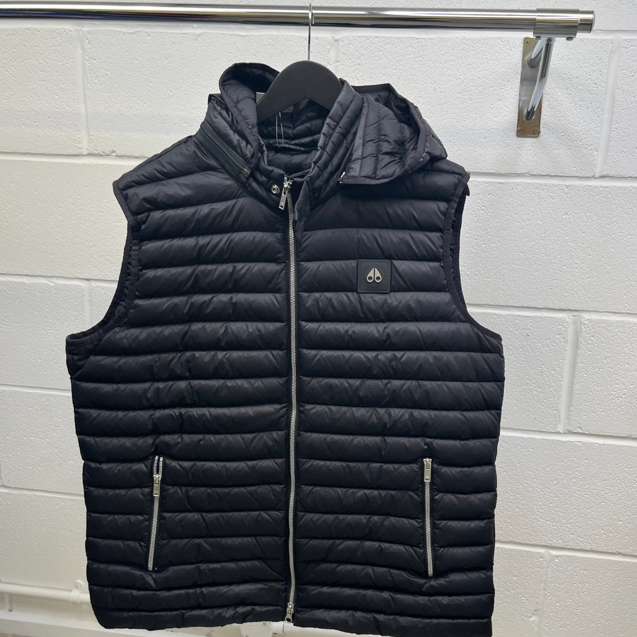 Men's Plaque Logo Gilet Black Size XL