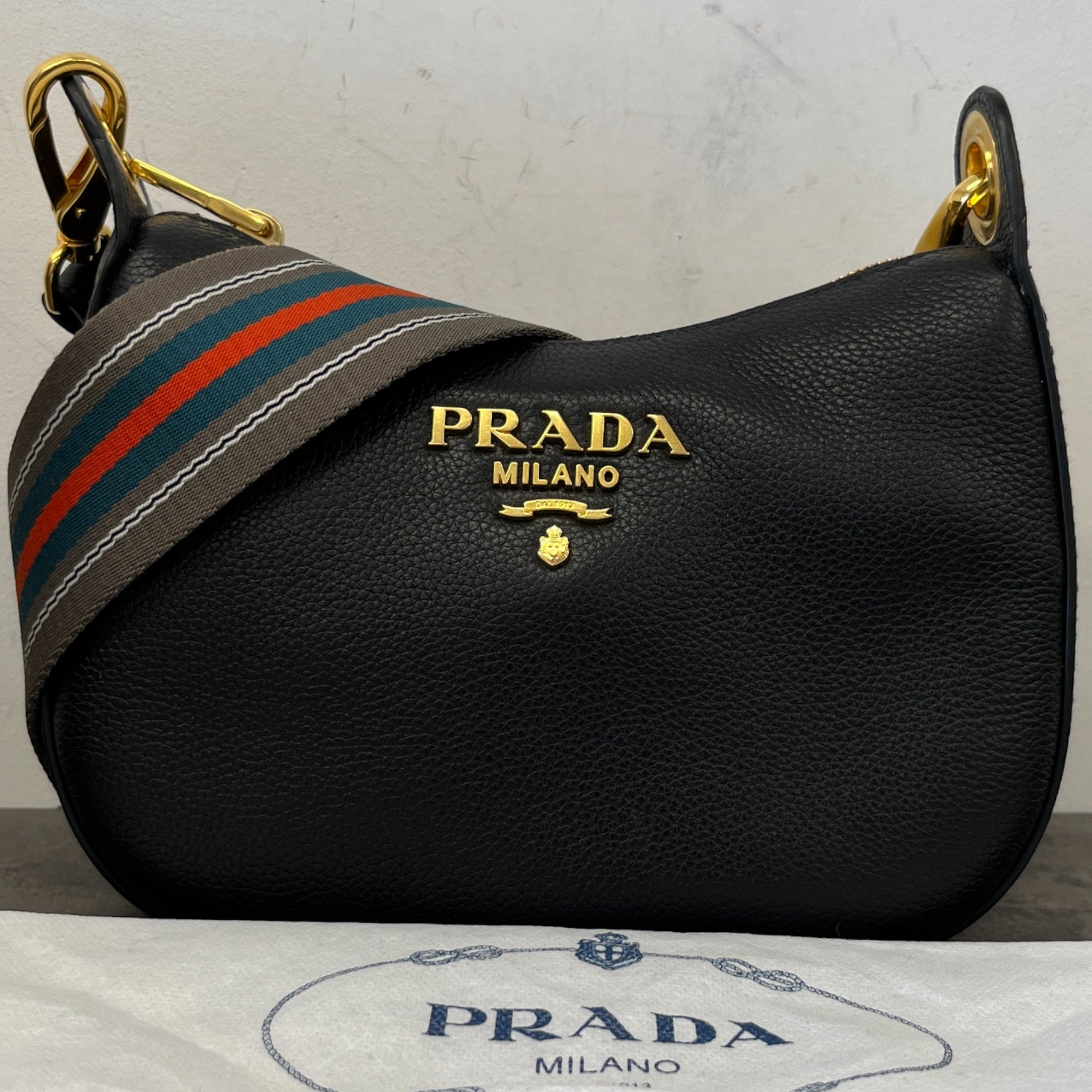 Men's Vitello Phenix Bag Brown