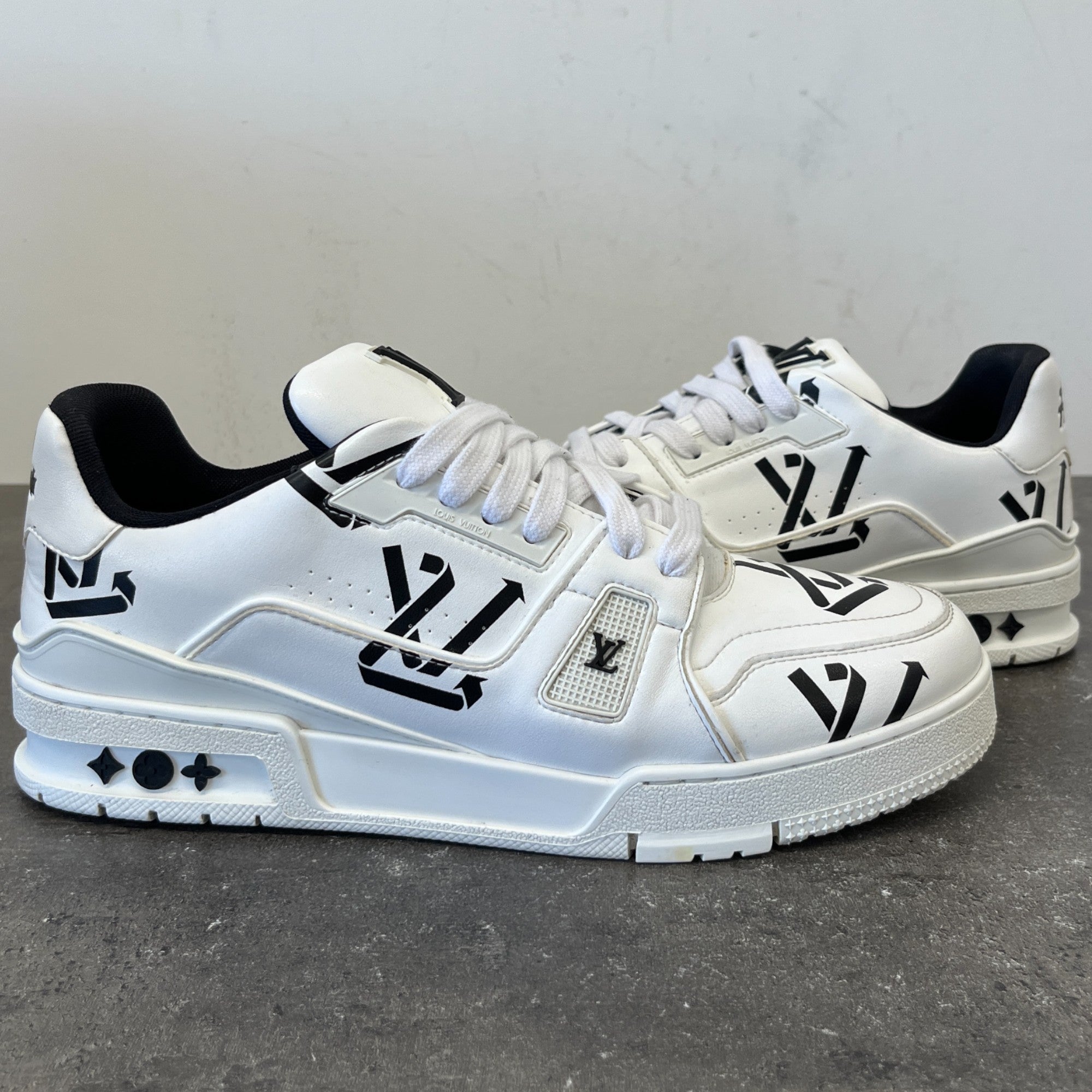 Men's Sustainable Lv Low Trainers White Size EU 41 / UK 7