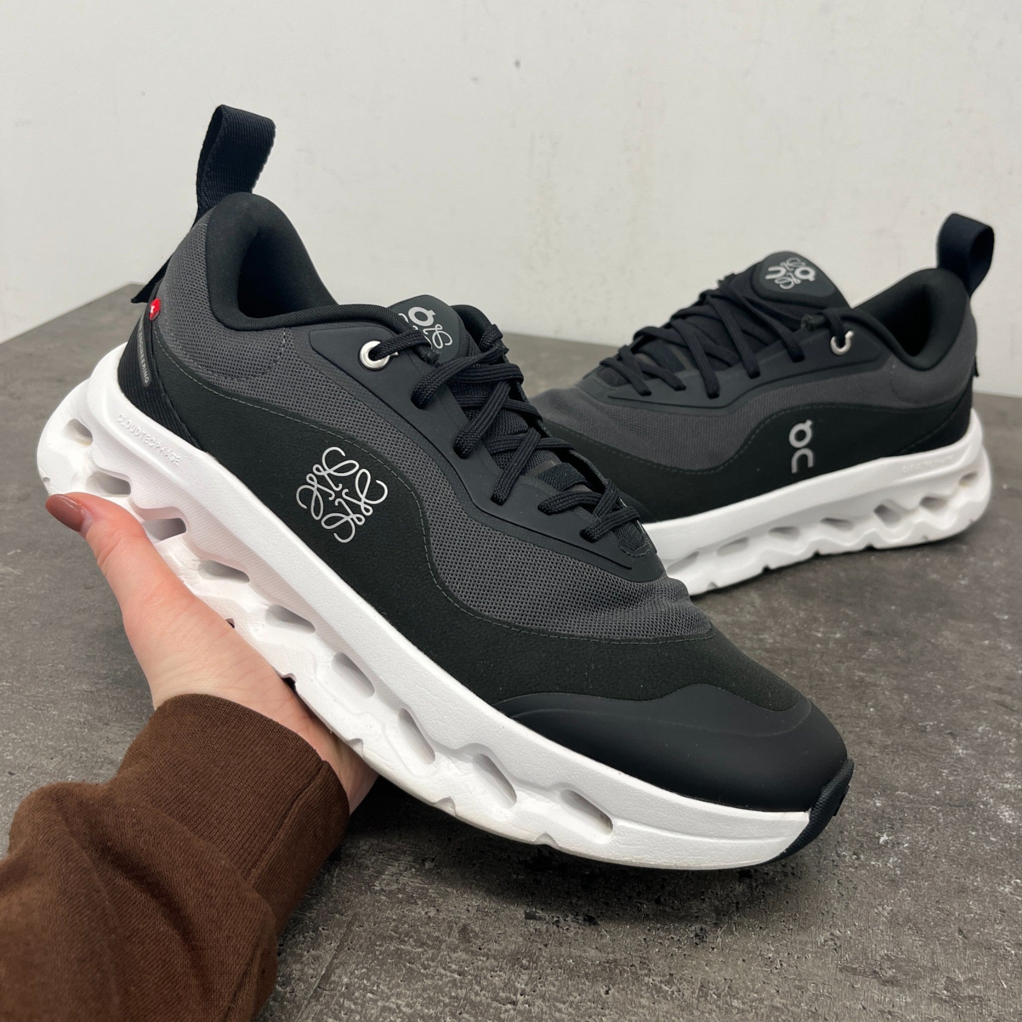 Men's X On Cloudtilt 2.0 Low Trainers Black Size EU 43.5 / UK 9.5