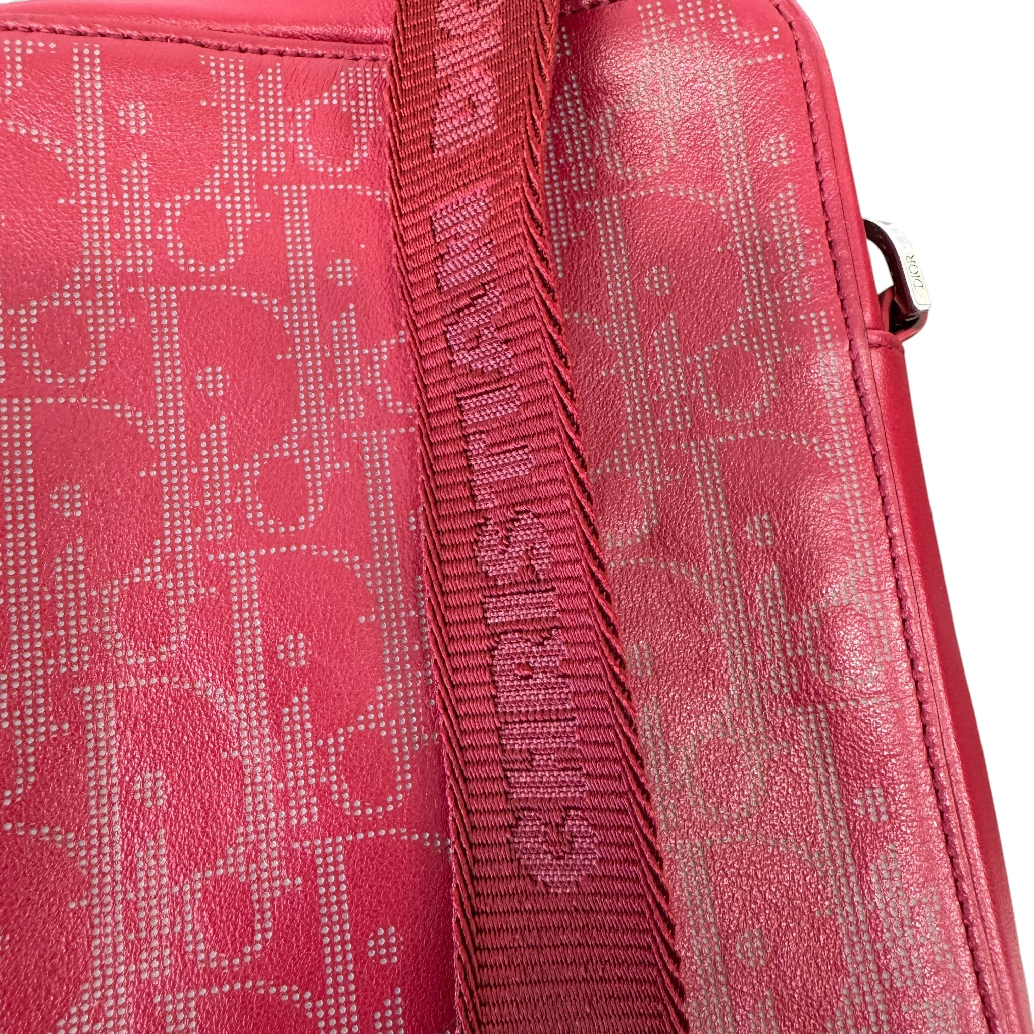 Men's Oblique World Tour Messenger Bag Red