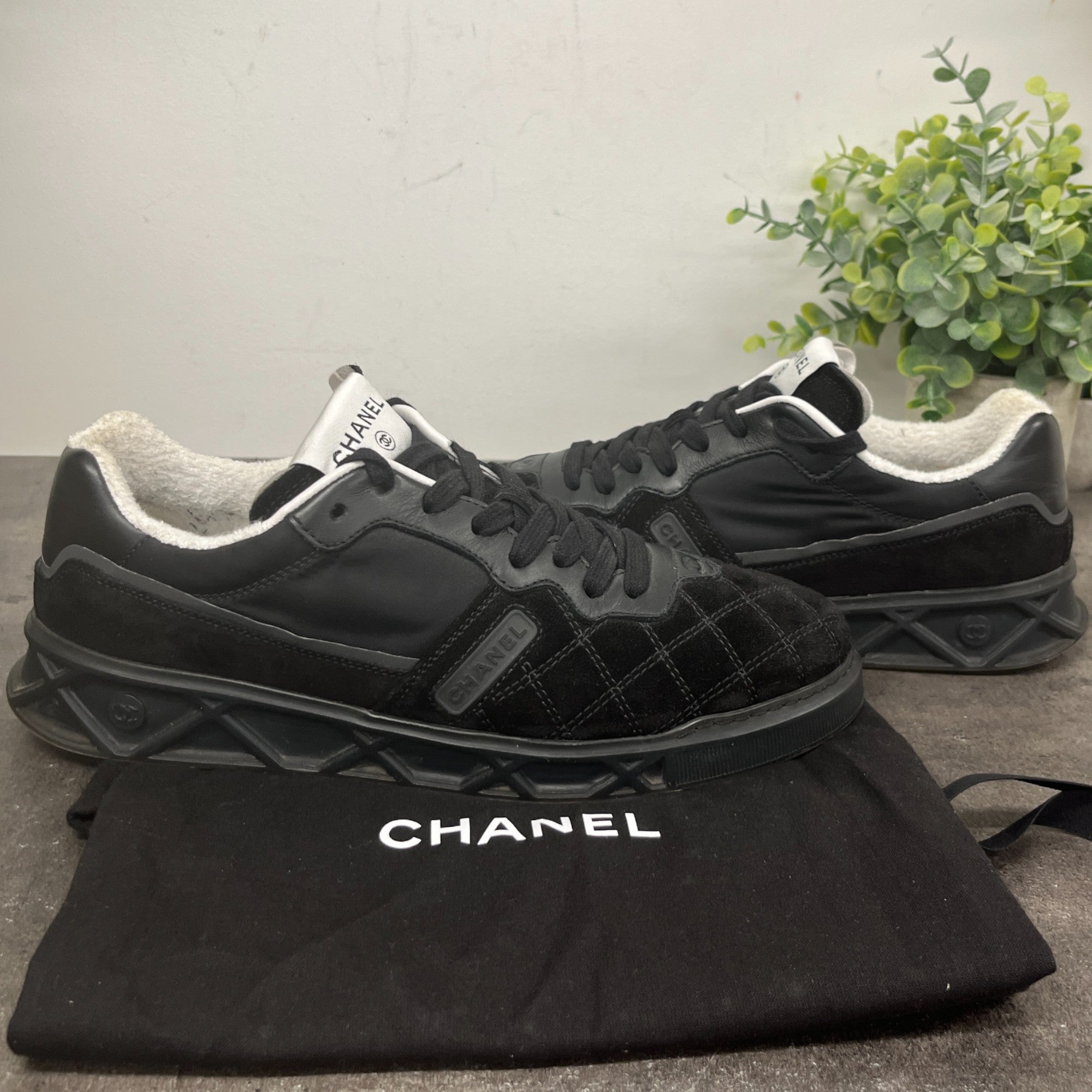 Women's Quilted Low Trainers Black Size EU 39 / UK 6