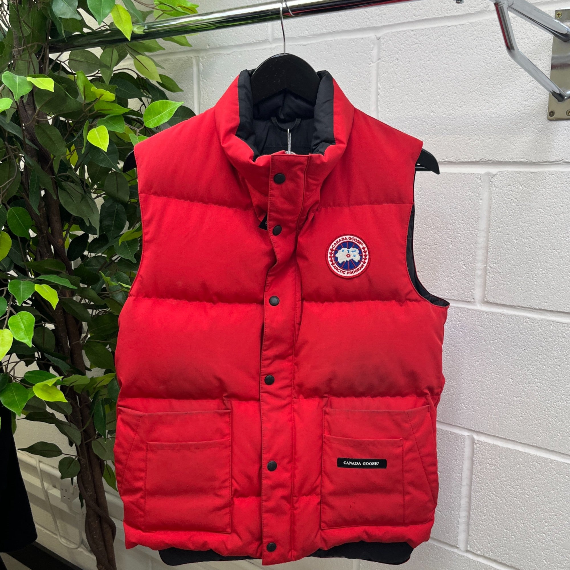 Men's Freestyle Gilet Red Size XS