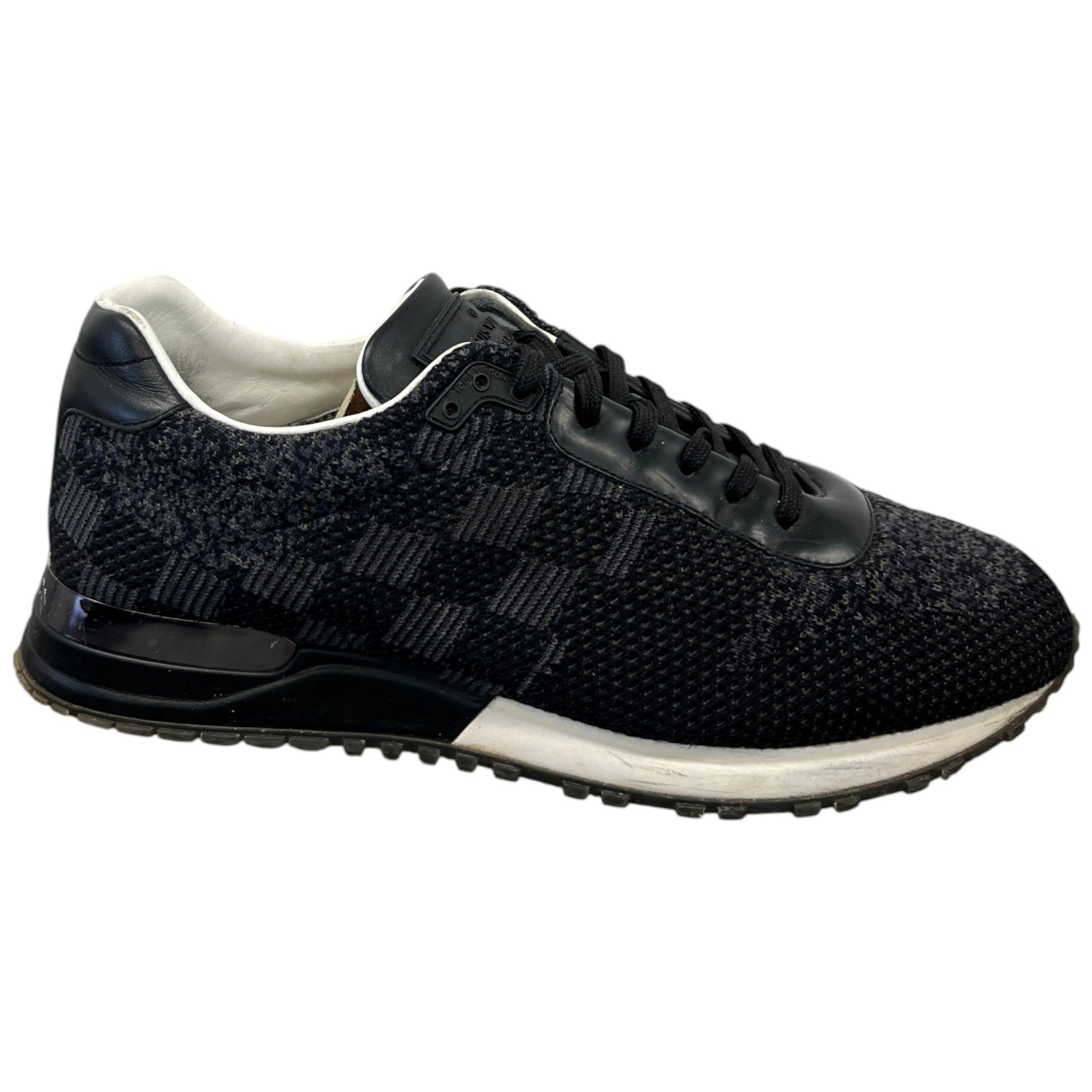 Men's Run Away Low Trainers Black Size EU 40.5 / UK 6.5