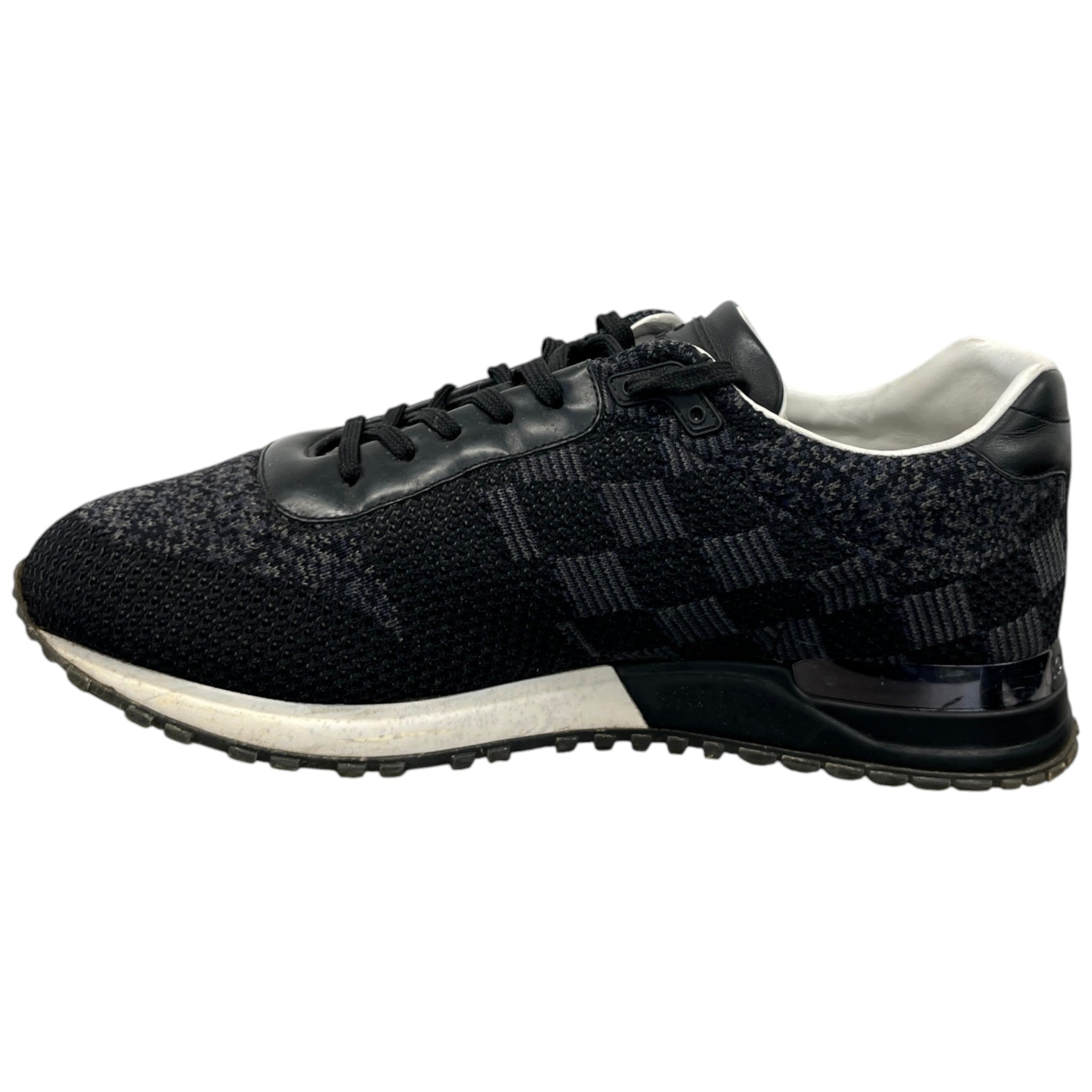 Men's Run Away Low Trainers Black Size EU 40.5 / UK 6.5