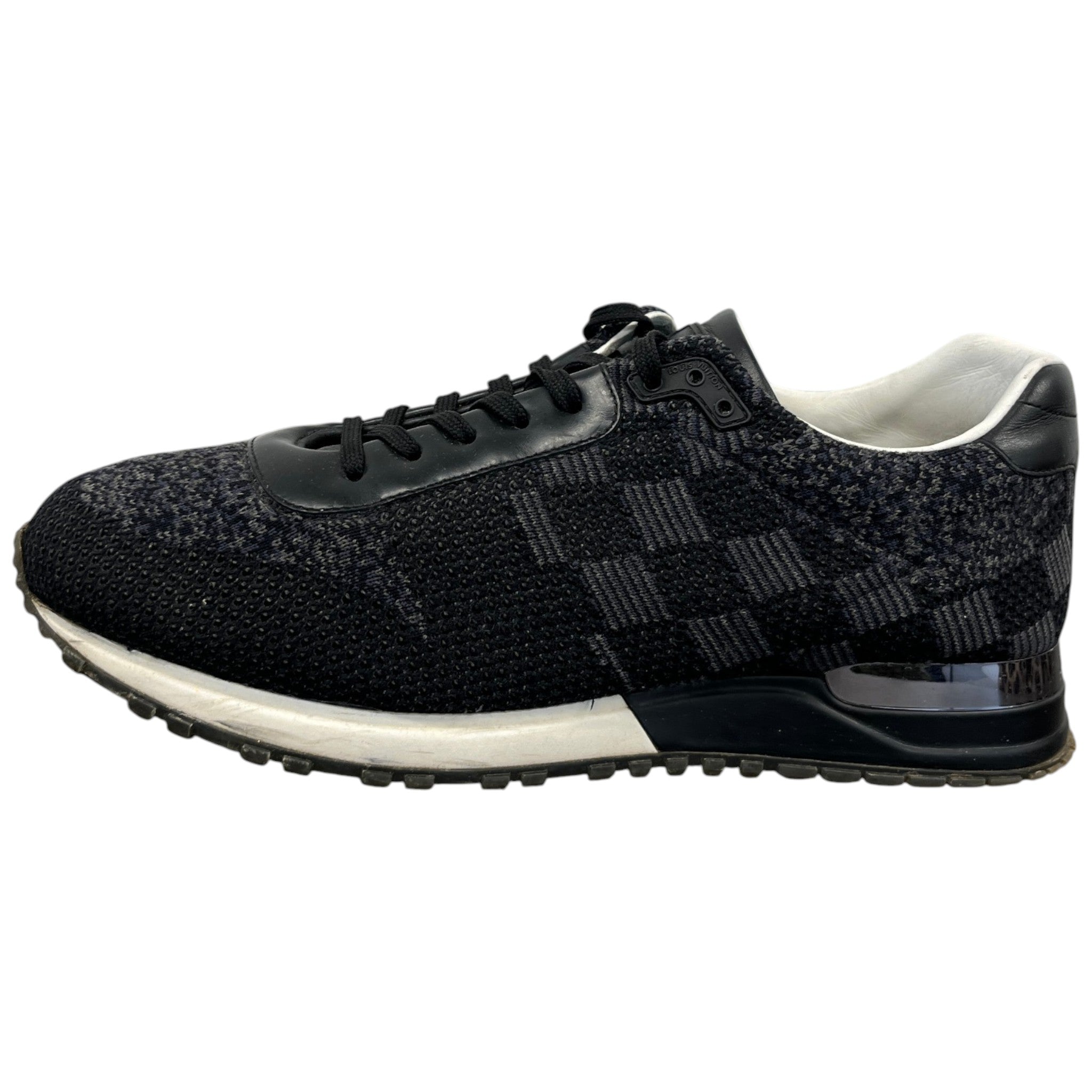 Men's Run Away Low Trainers Black Size EU 40.5 / UK 6.5