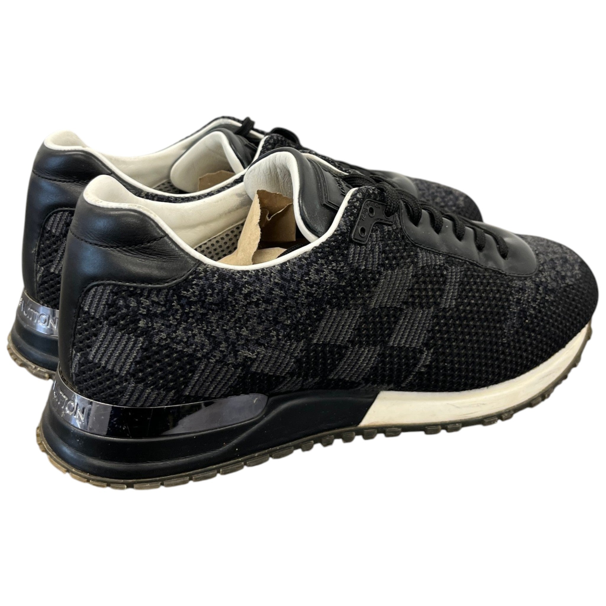 Men's Run Away Low Trainers Black Size EU 40.5 / UK 6.5