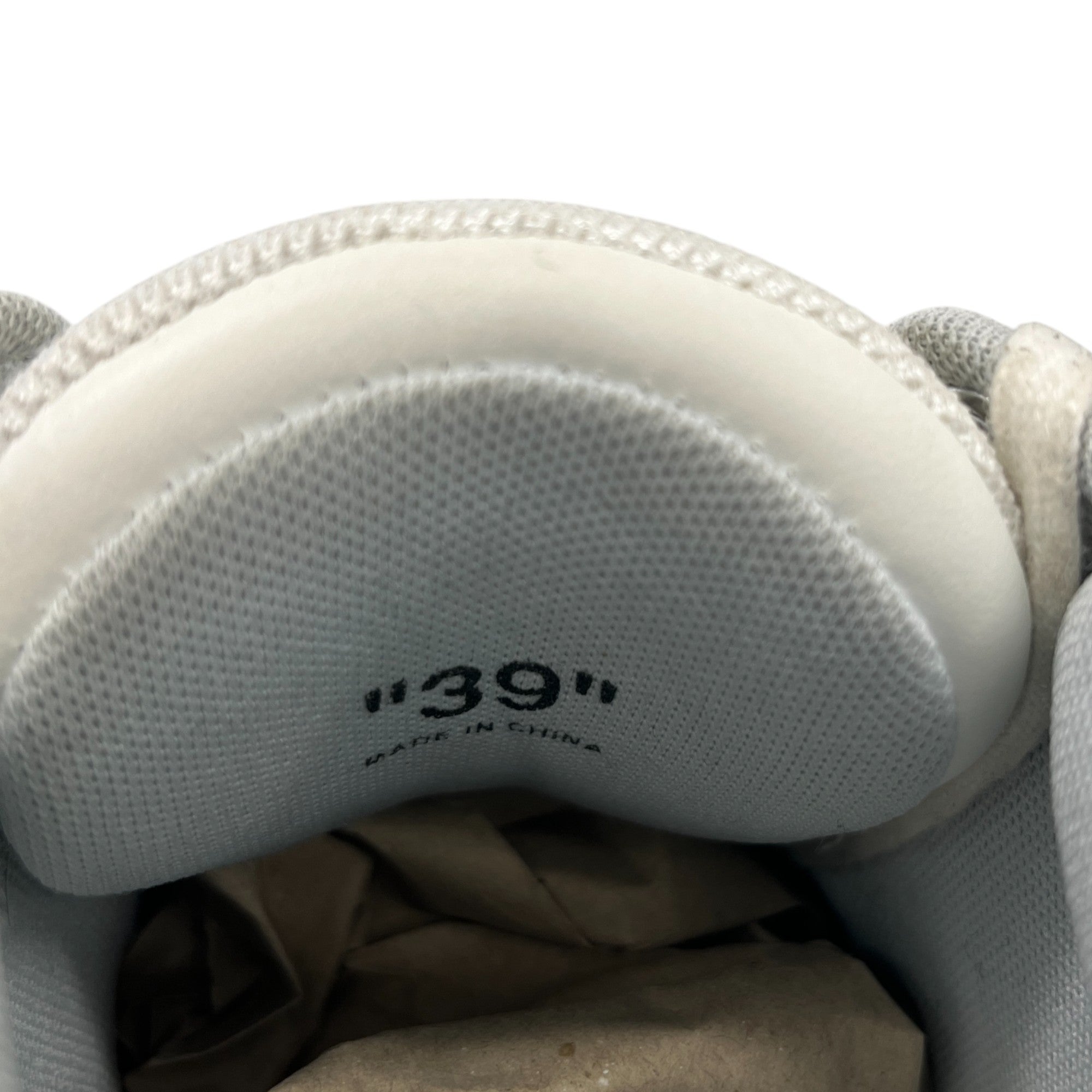 Women's Out Of Office Ooo Low Trainers White Size EU 39 / UK 6