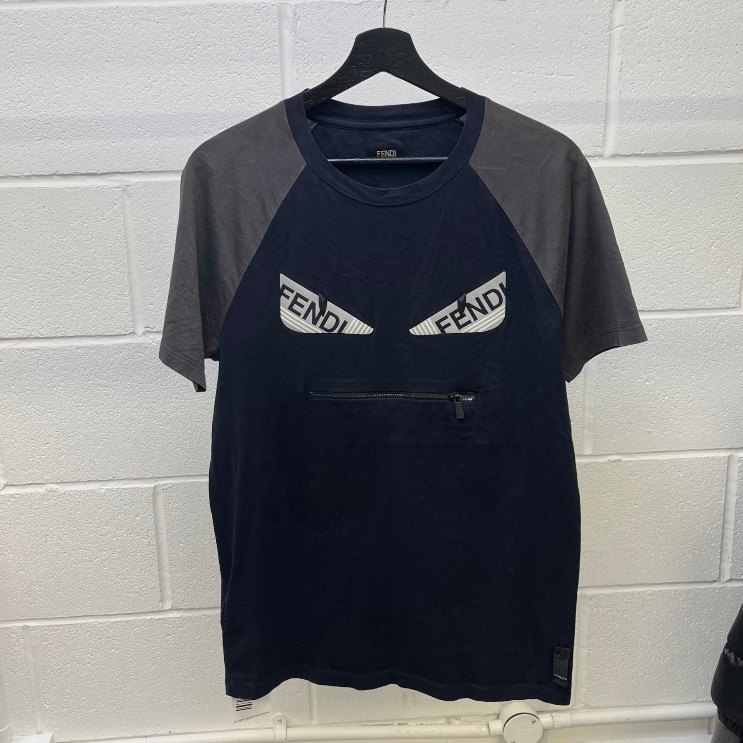 Men's Monster Eye T-Shirt Navy Size M