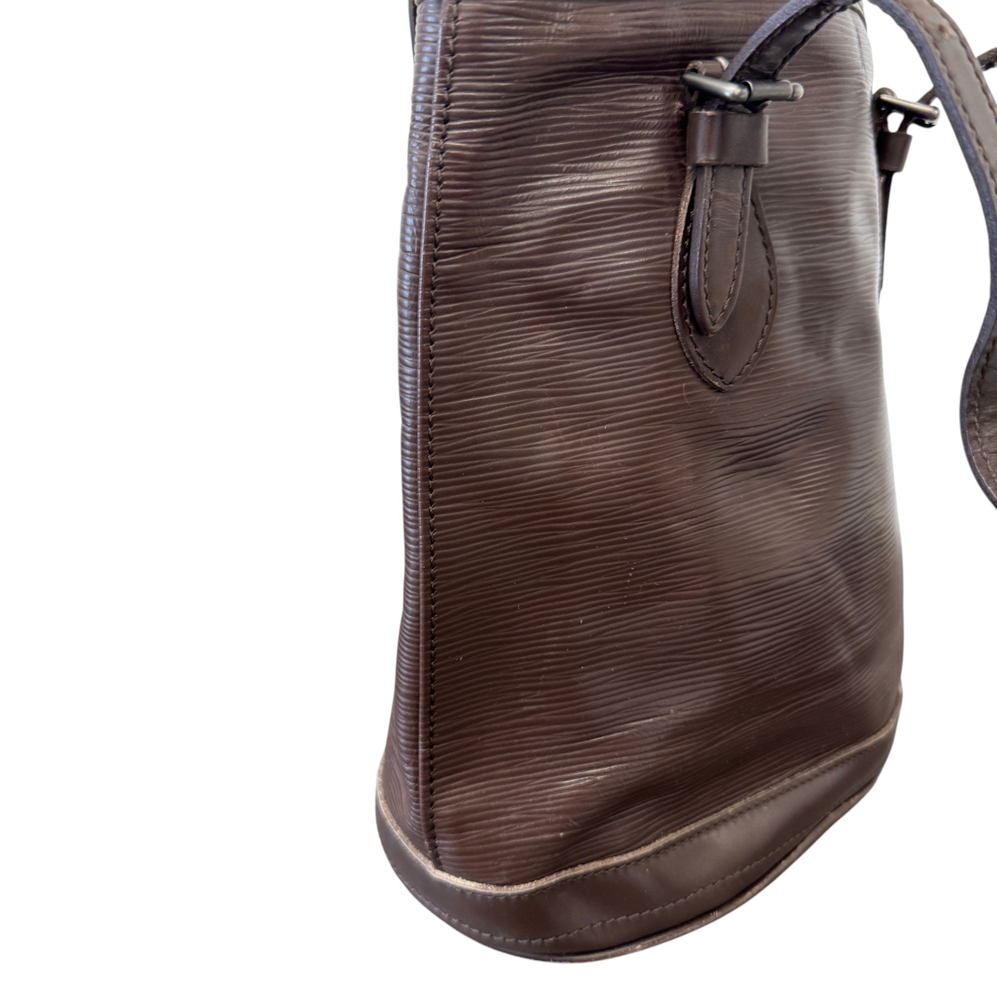 Women's Epi Petit Bucket Bag Brown