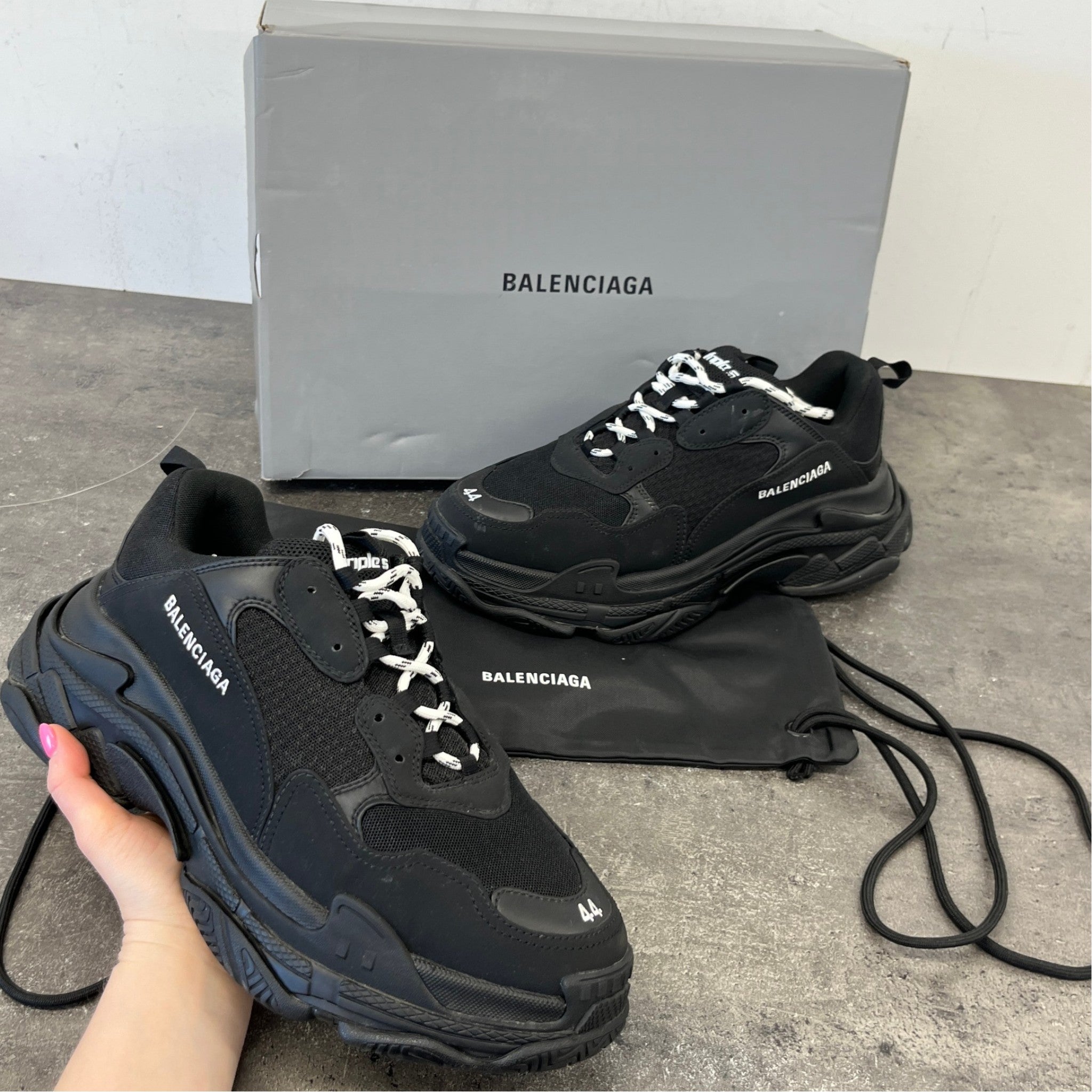 Men's Triple S Low Trainers Black Size EU 44 / UK 10
