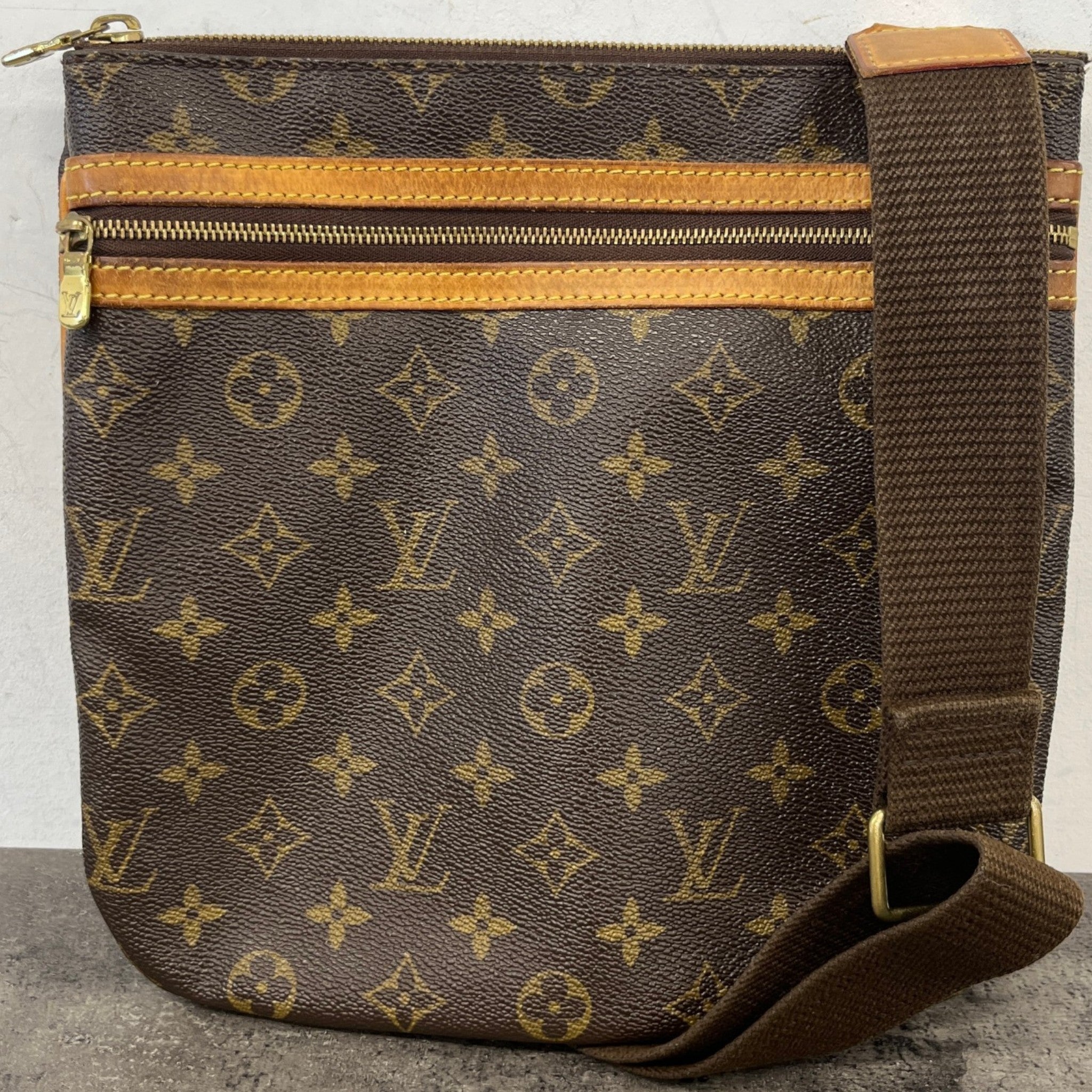 Men's Monogram Pochette Bosphore Messenger Bag Brown