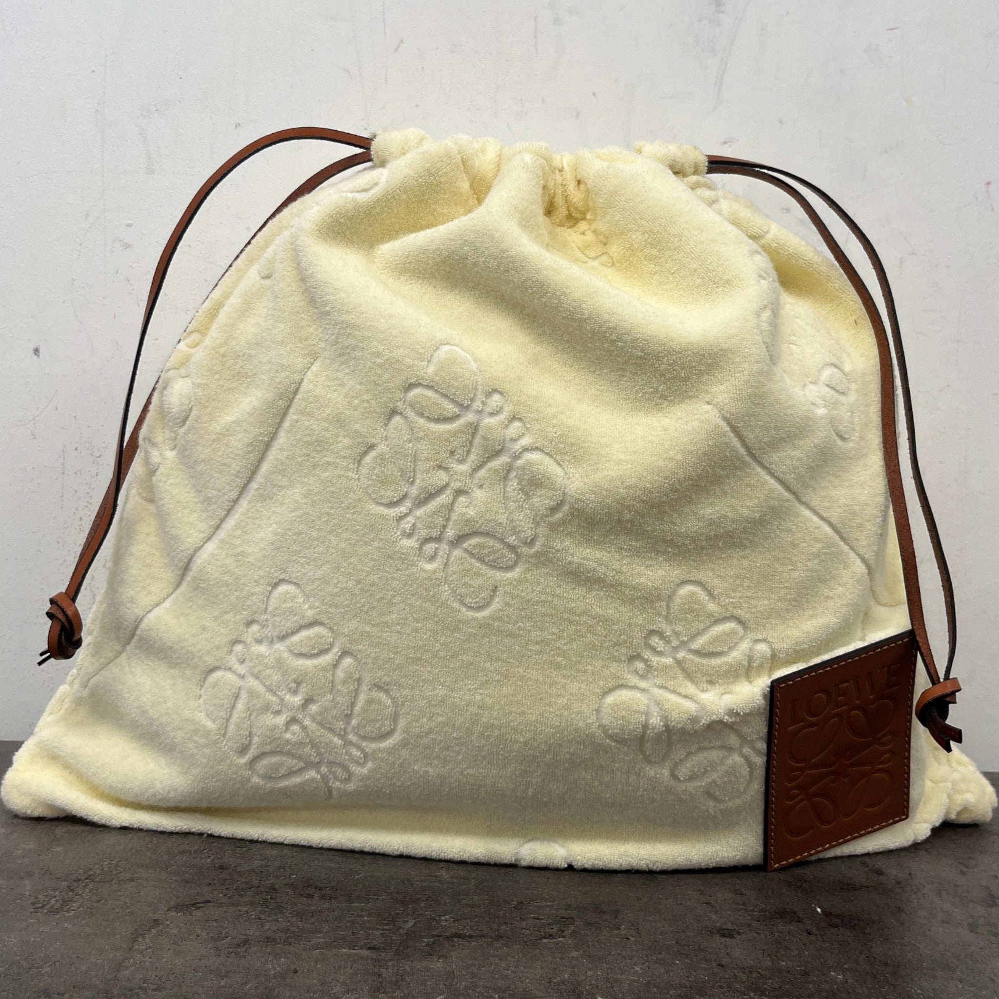 Women's Anagram Drawstring Pouch Yellow