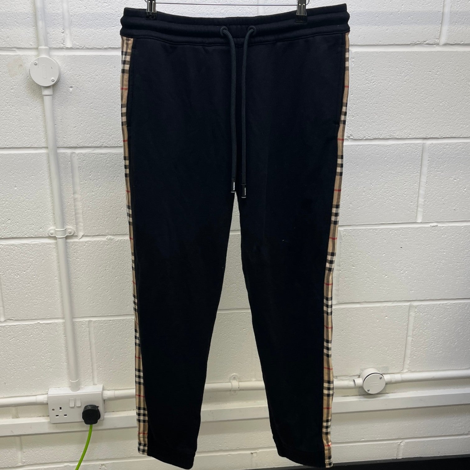 Men's Nova Check Joggers Black Size L