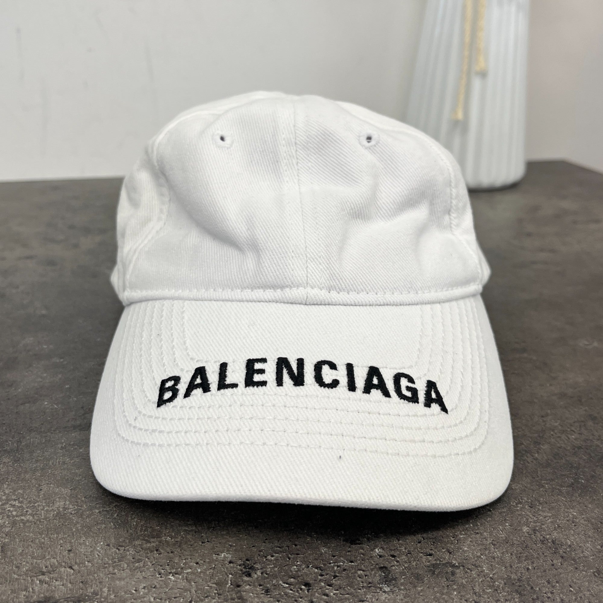 Men's Embroidered Logo Cap White Size L