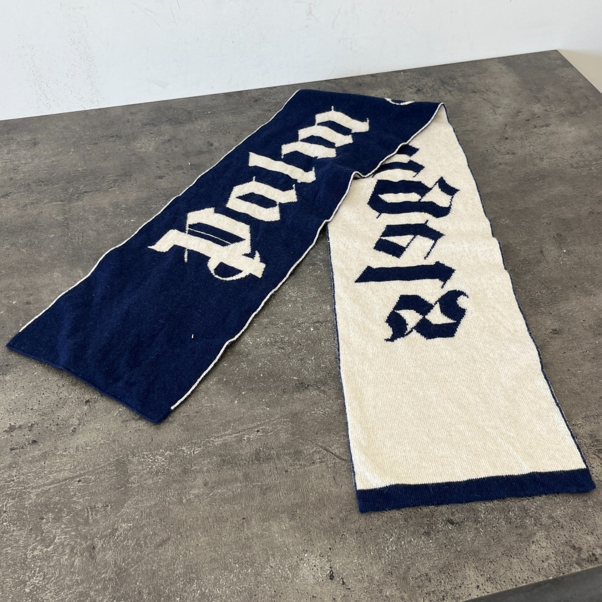 Women's Logo Print Scarf Blue
