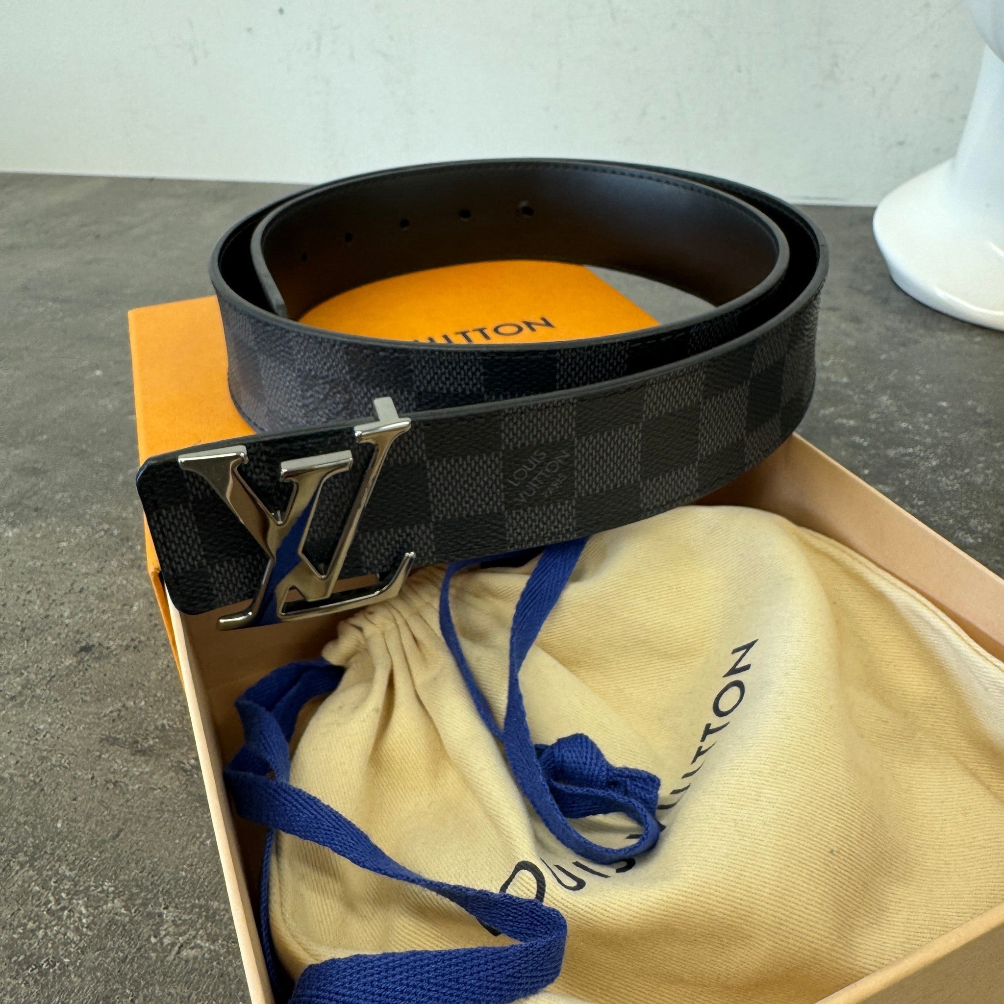 Men's Reversible Lv Initials Belt Black Size Waist 36"