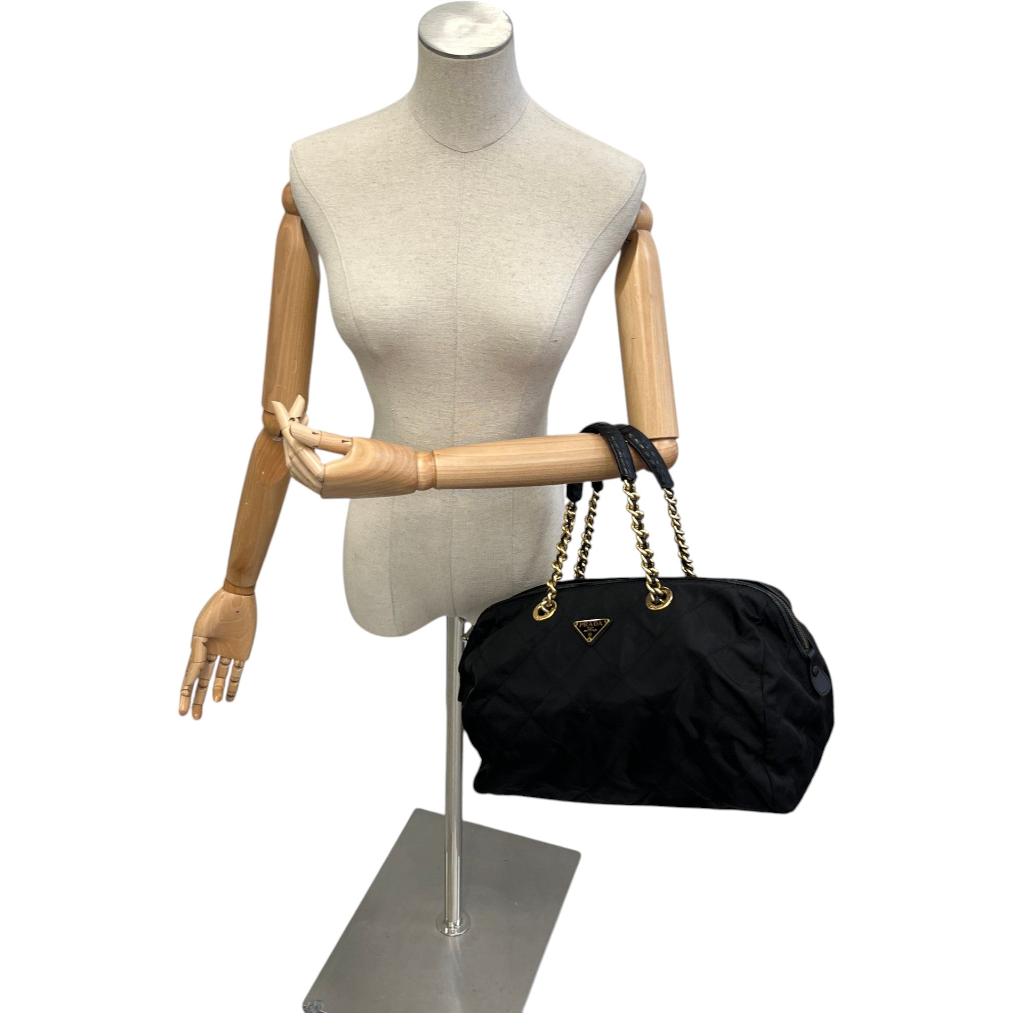 Women's Tessuto Quilted Nylon Boston Handbag Black