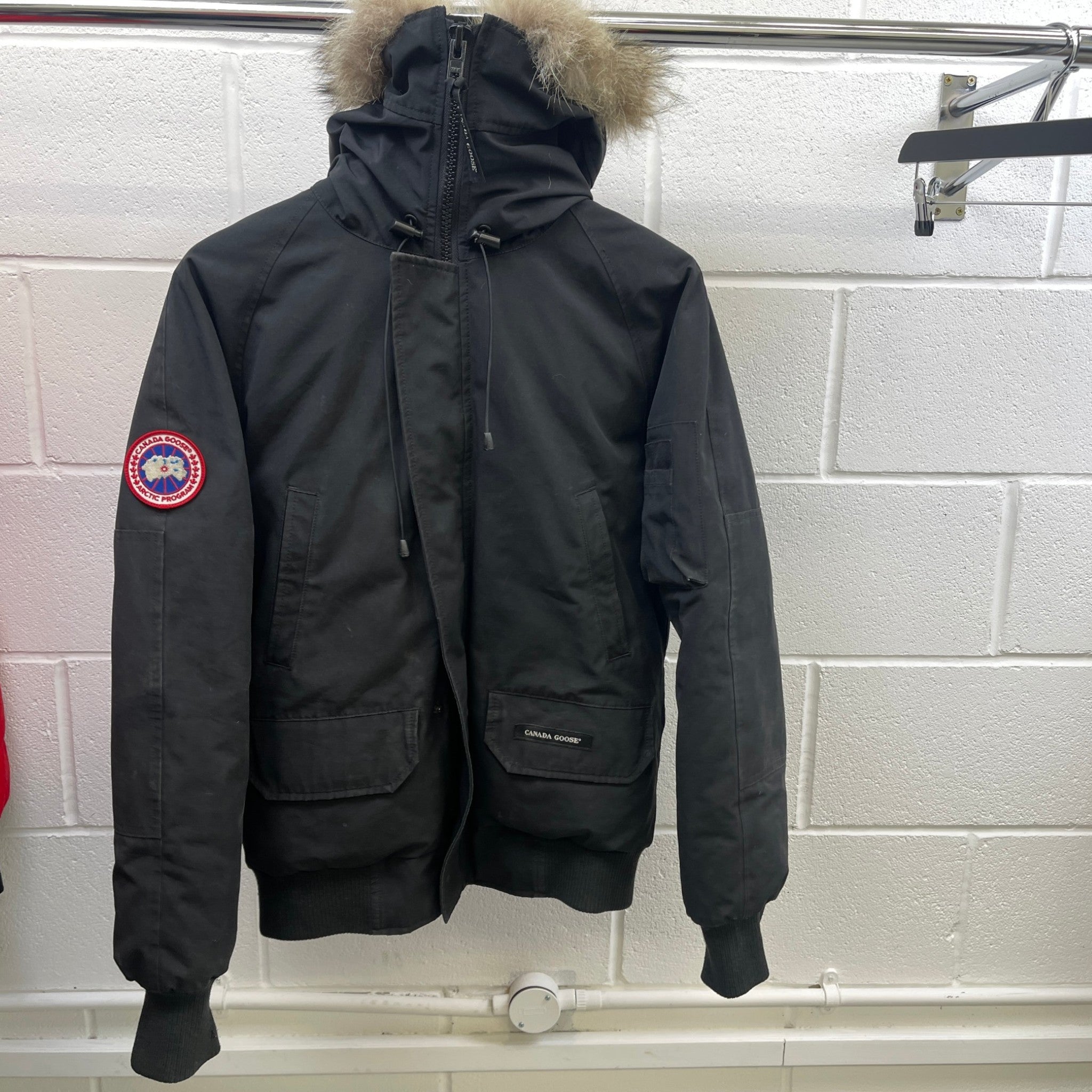 Men's Chilliwack Bomber Down Jacket Black Size XS