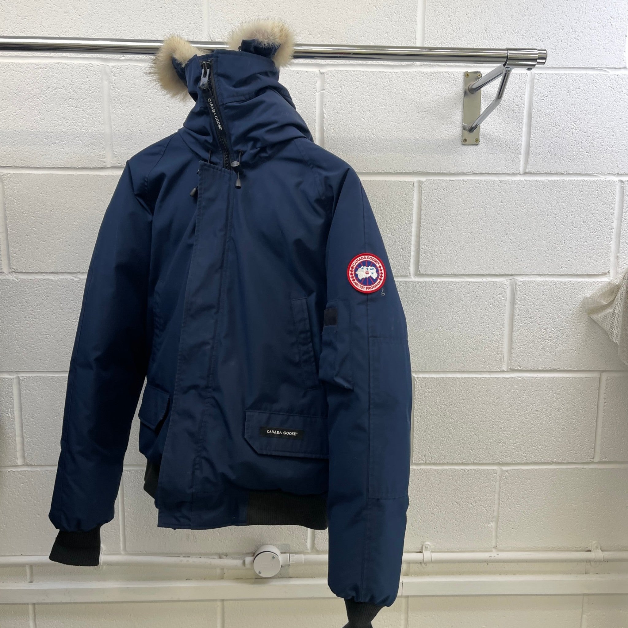 Men's Chilliwack Bomber Down Jacket Navy Size L