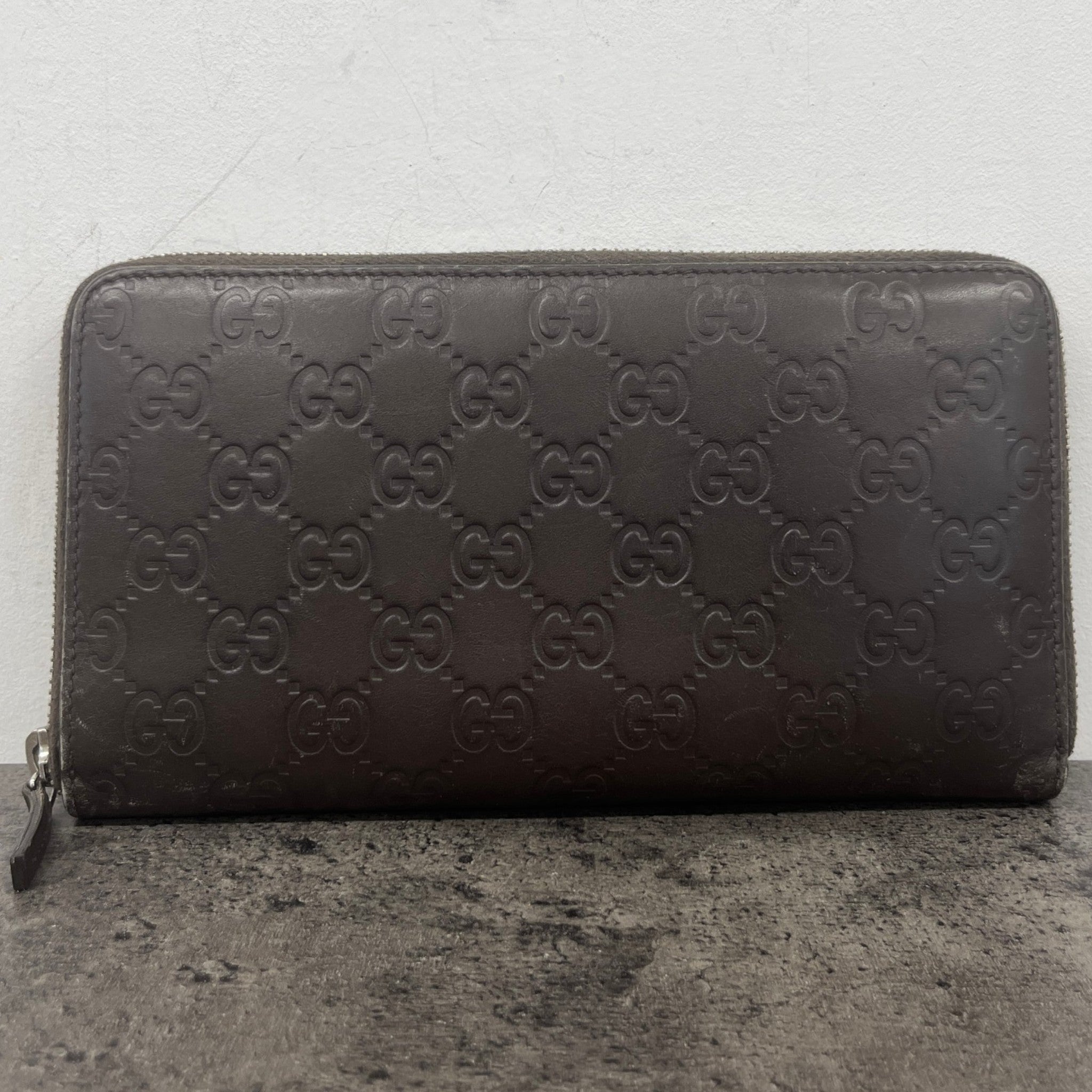 Women's Gg Emblem Zip Around Wallet Brown