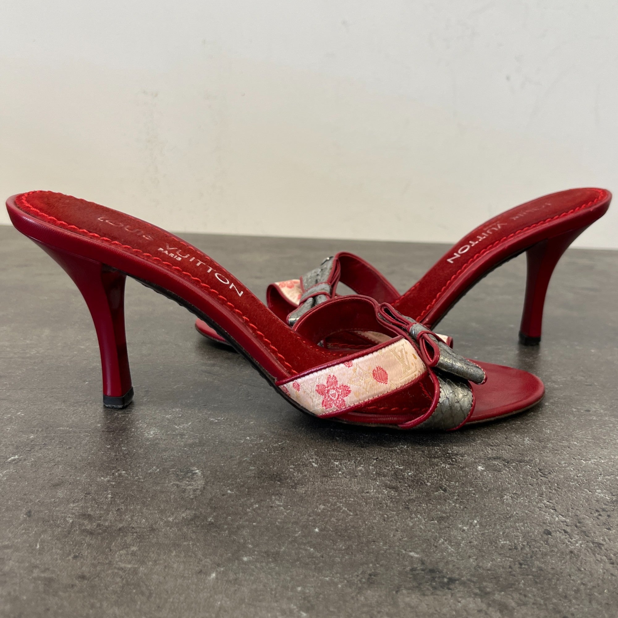 Women's Takashi Murakami Monogram Cherry Blossom Heels Red Size EU 37.5 / UK 4.5