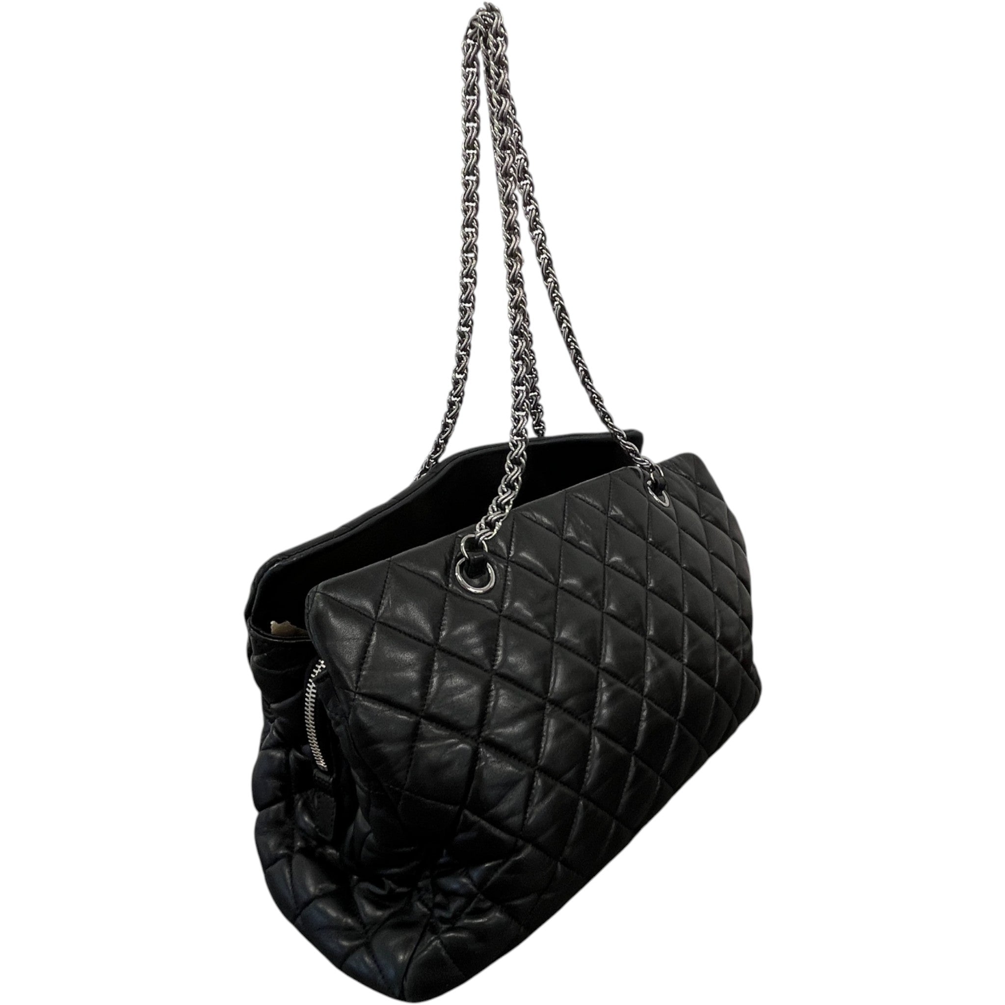 Women's Paris-Moscow Red Square Tote Handbag Black