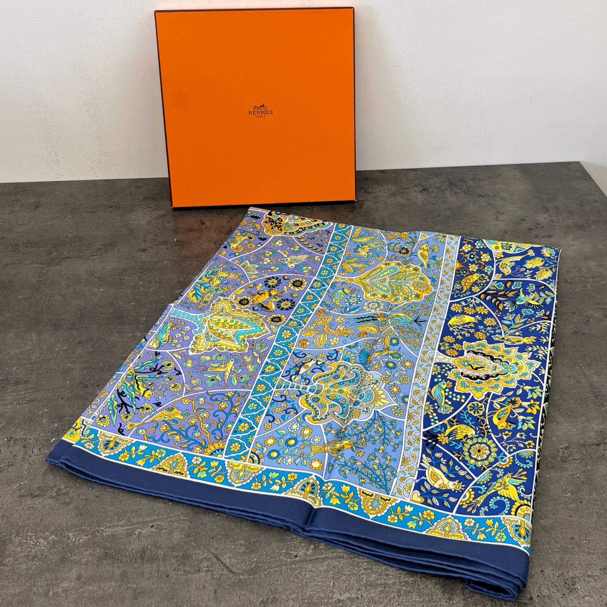 Women's Au Pays Des Oiseaux Fleurs Floral Scarf Blue