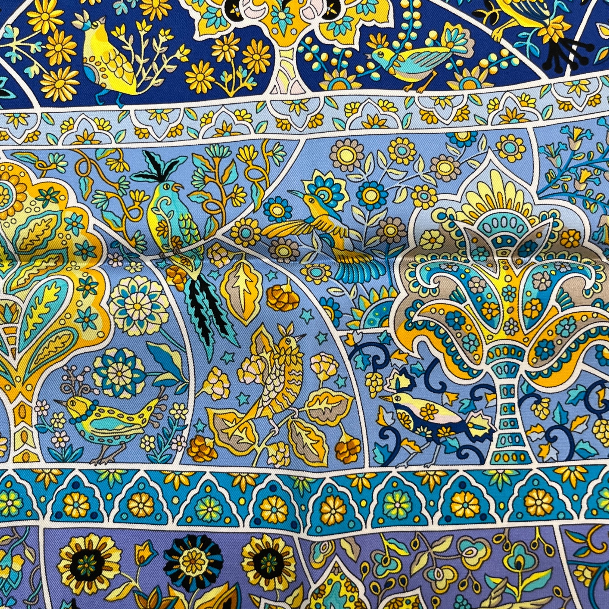 Women's Au Pays Des Oiseaux Fleurs Floral Scarf Blue