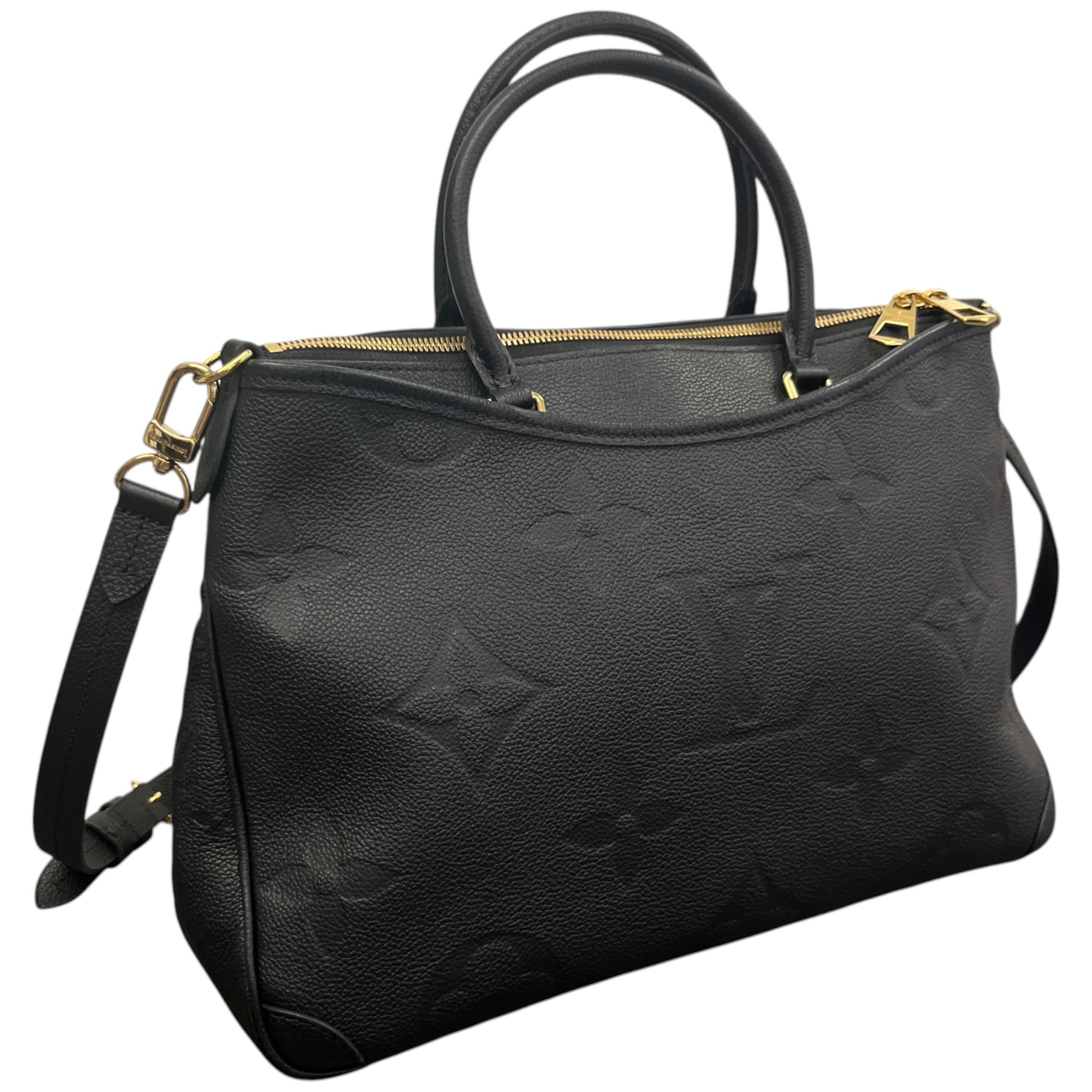 Women's Trianon Mm Tote Handbag Black