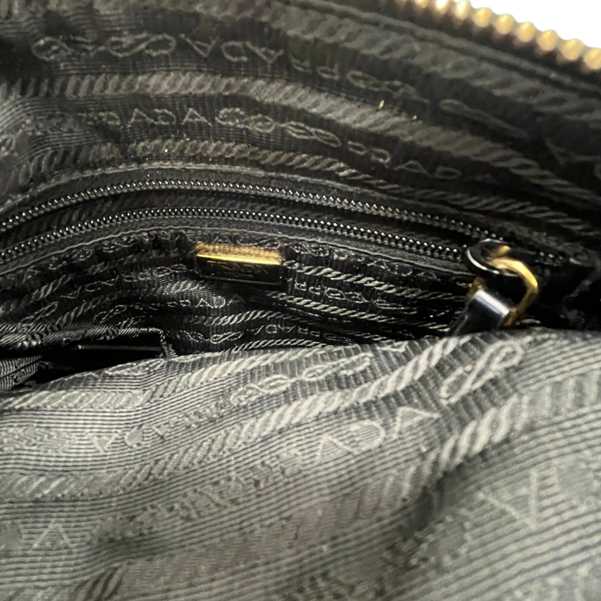 Women's Vitello Trimmed Tessuto Crossbody Bag Black