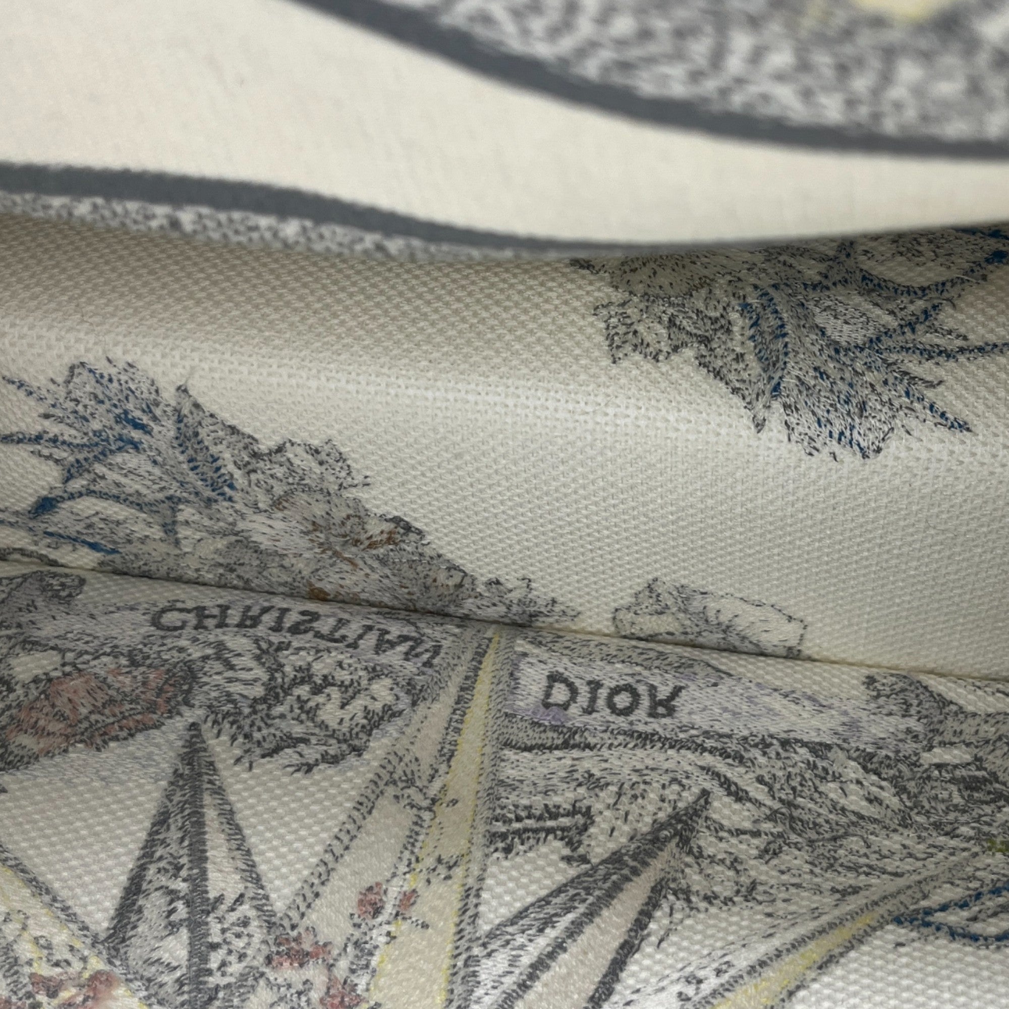 Women's Large Book Tote Handbag White