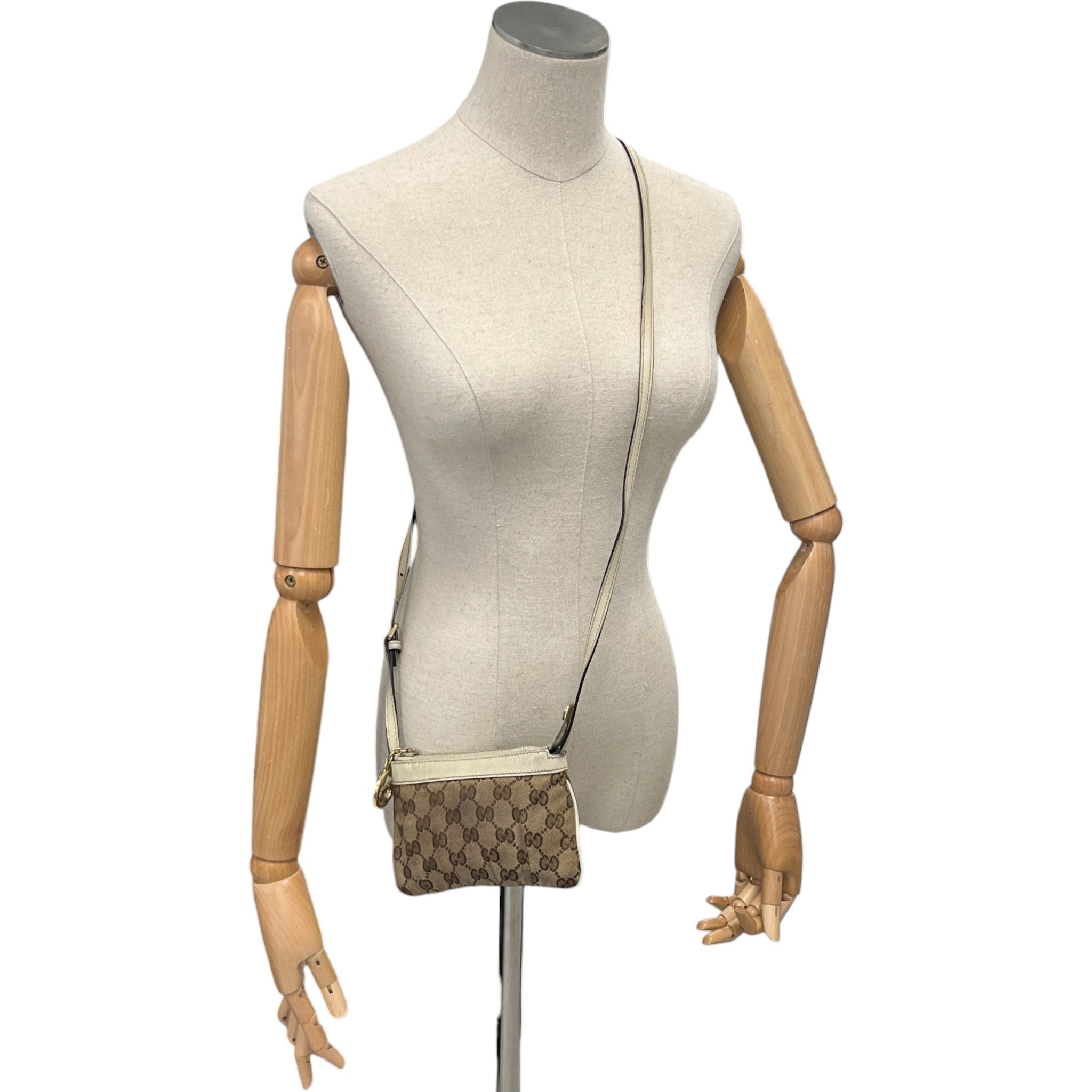 Women's Mini Gg Supreme Charm Handbag Beige