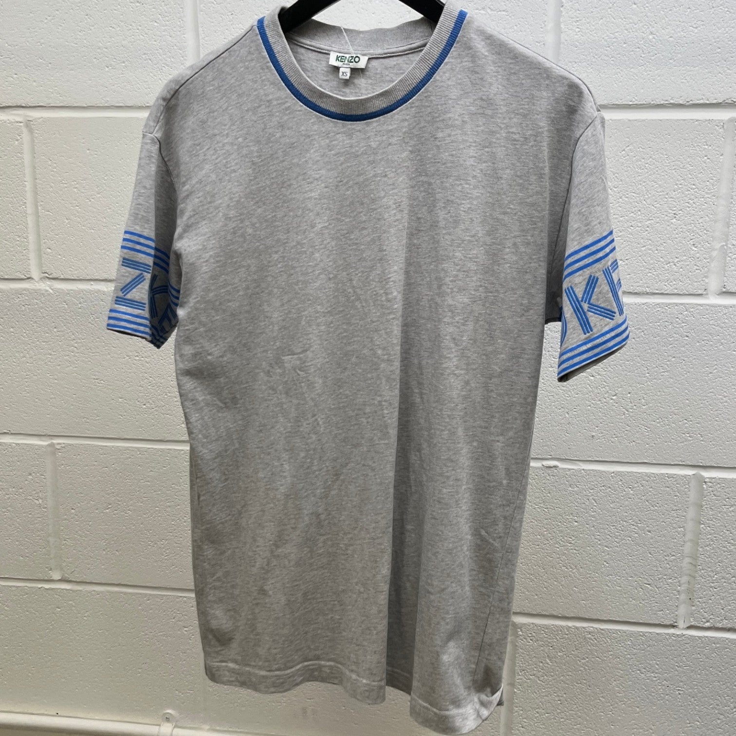 Men's Printed Sleeve Logo T-Shirt Grey Size XS