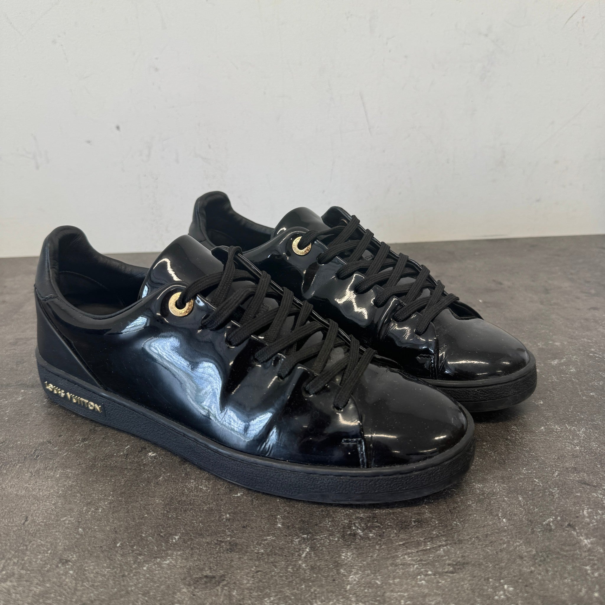 Women's Frontrow Low Trainers Black Size EU 38.5 / UK 5.5