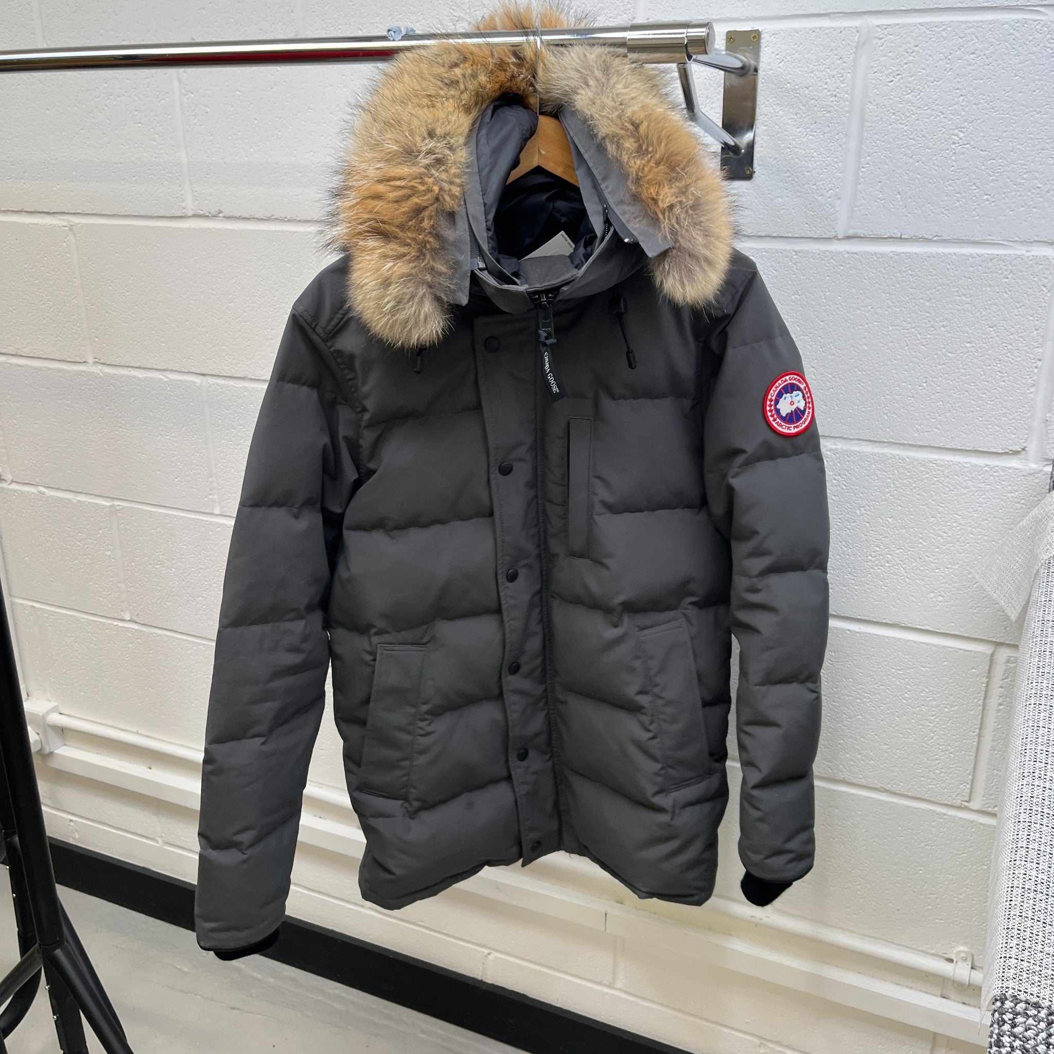 Men's Carson Down Jacket Grey Size S