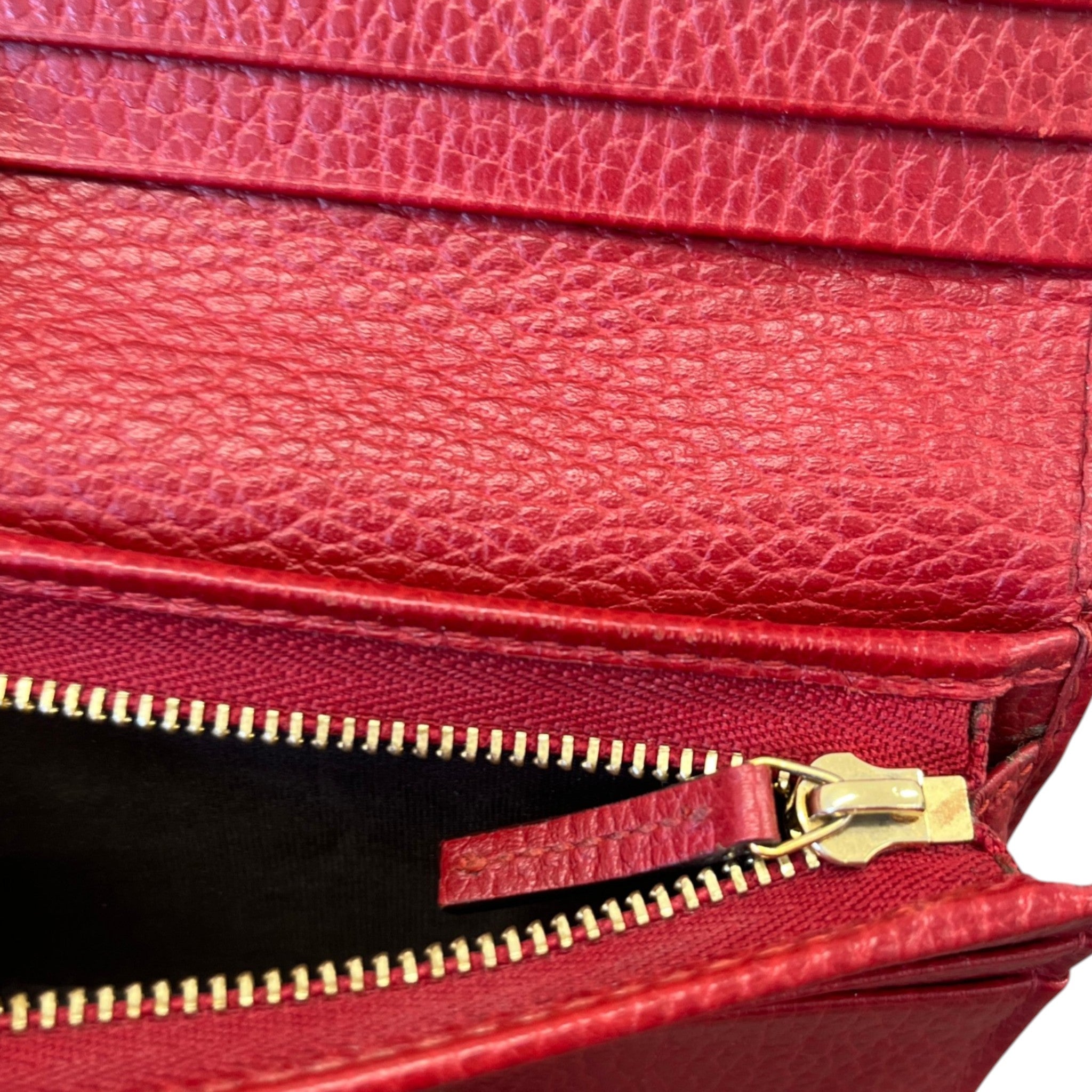 Women's Interlocking G Wallet Red