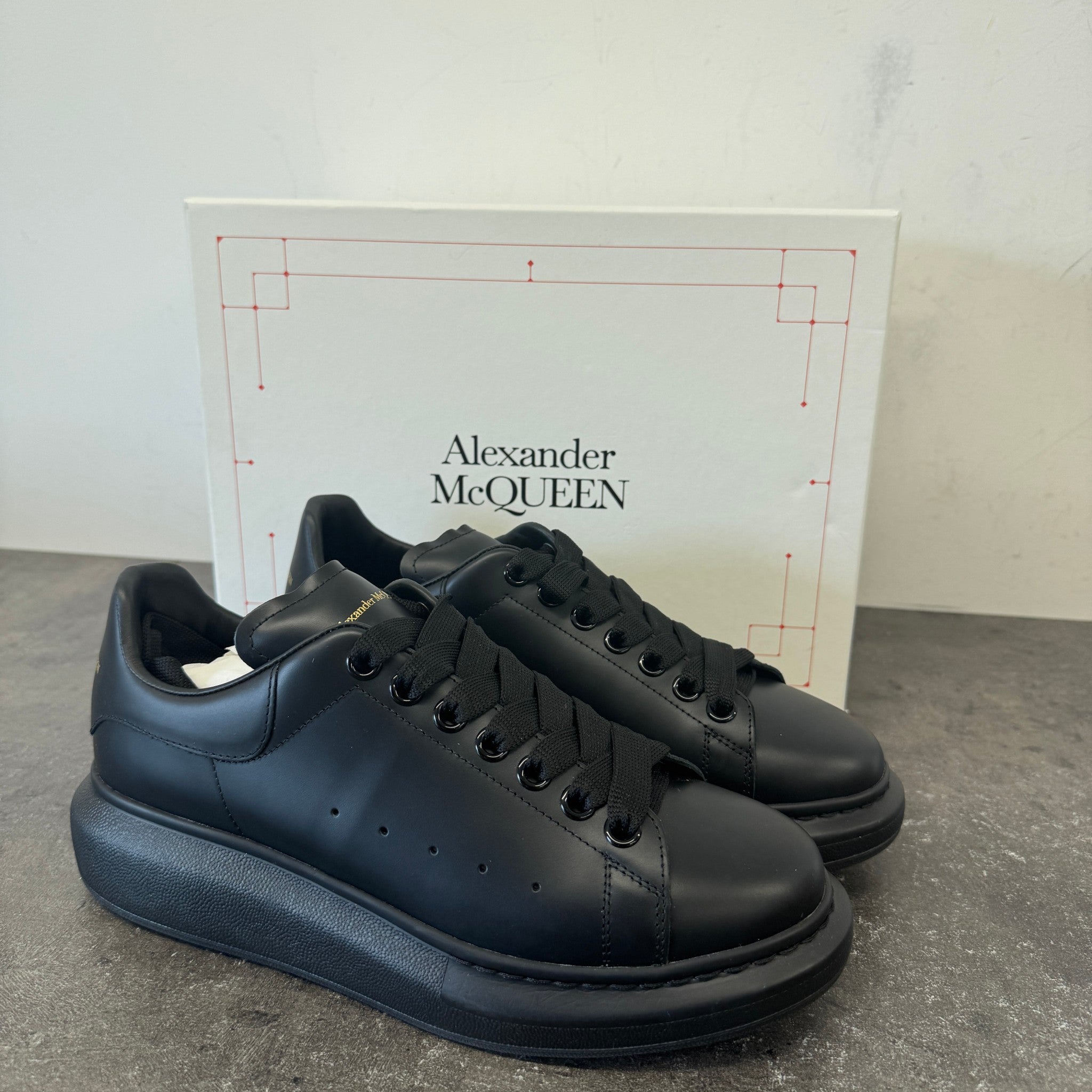 Women's Oversized Low Trainers Black Size EU 40 / UK 7