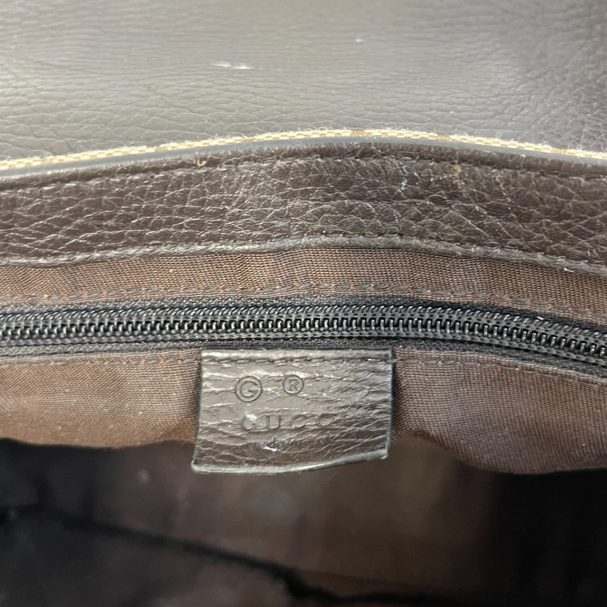 Men's Gg Supreme Messenger Bag Beige