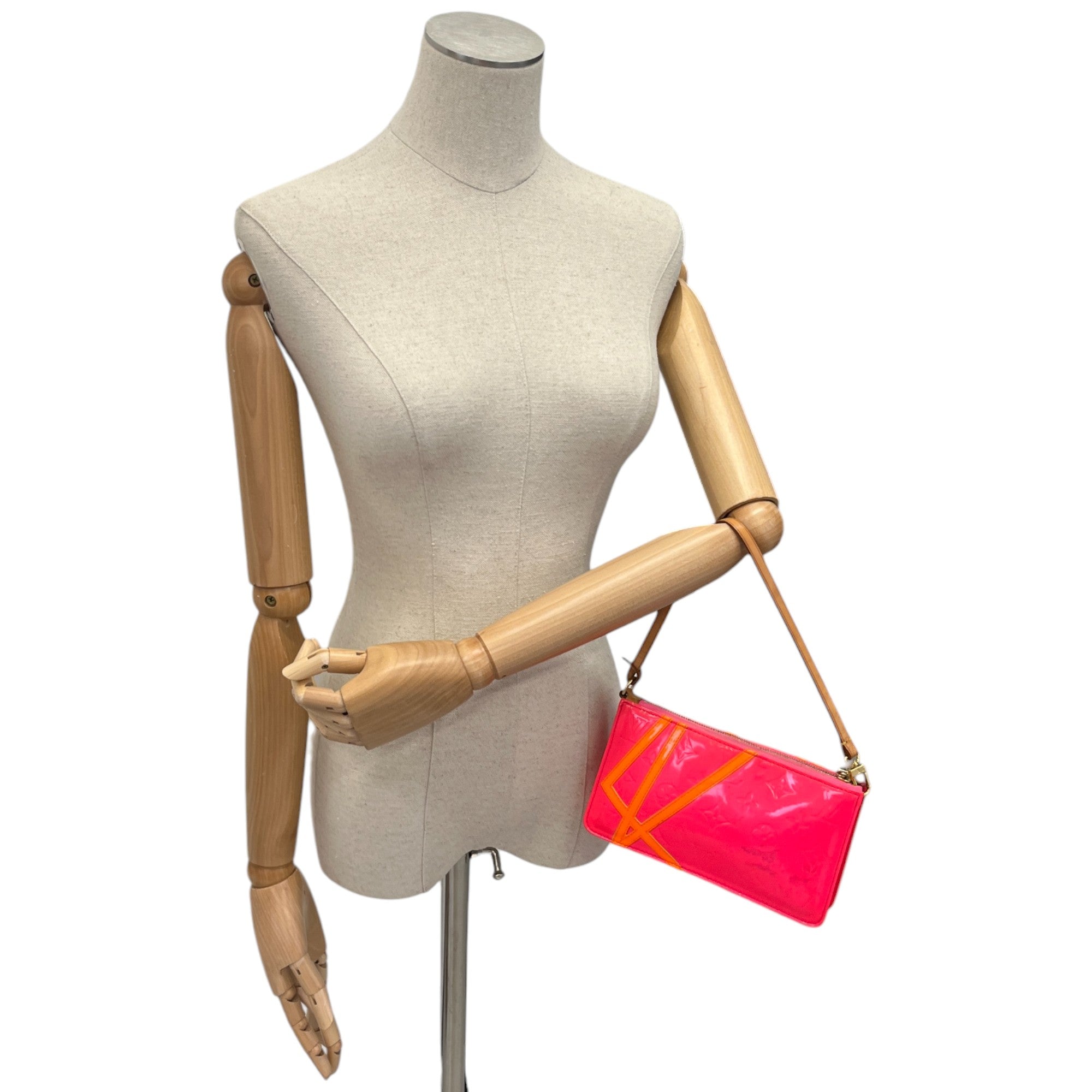 Women's Louis Vuitton X Robert Wilson Vernis Pochette Bag Pink