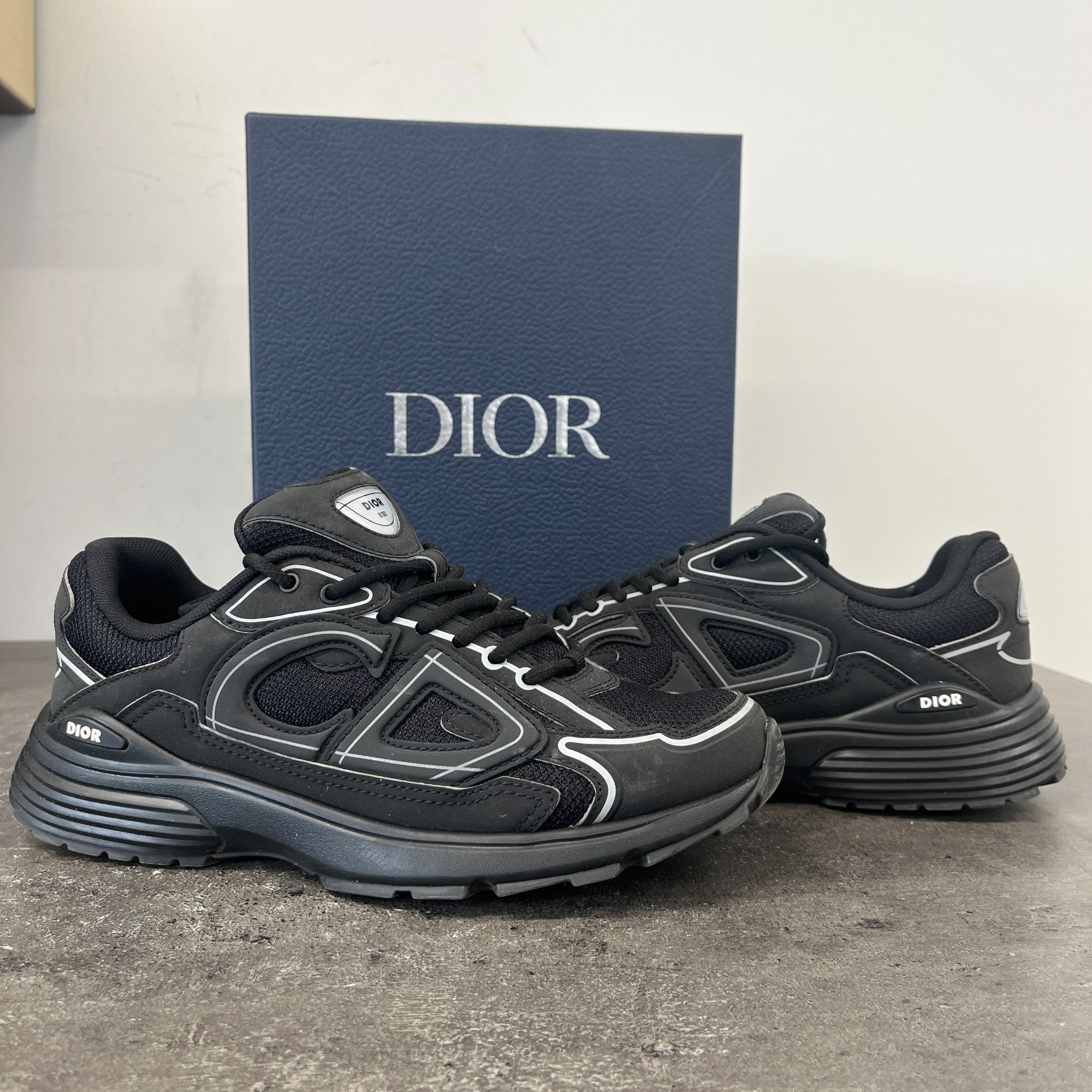 Men's B30 Low Trainers Black Size EU 40 / UK 6