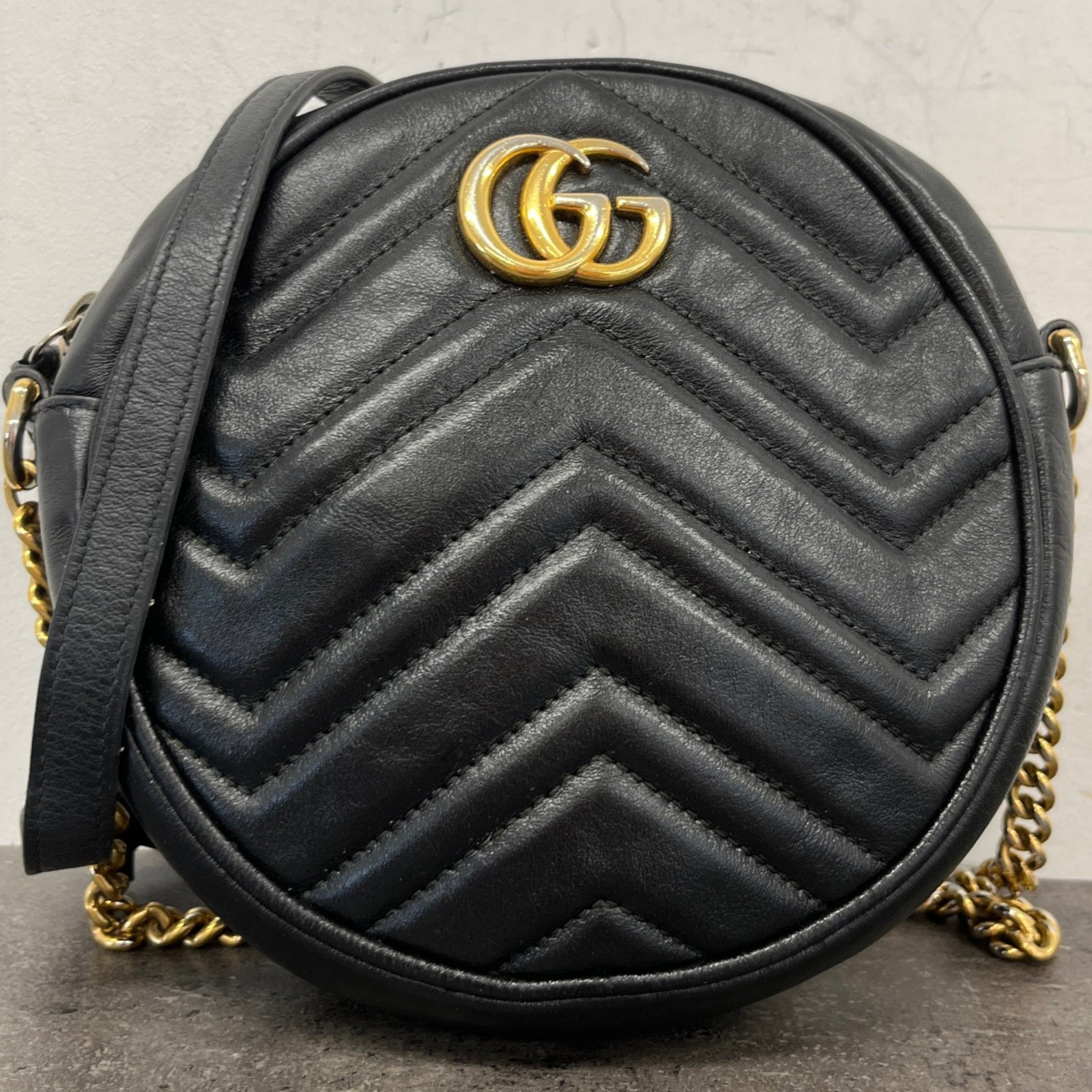 Women's Gg Marmont Round Bag Black