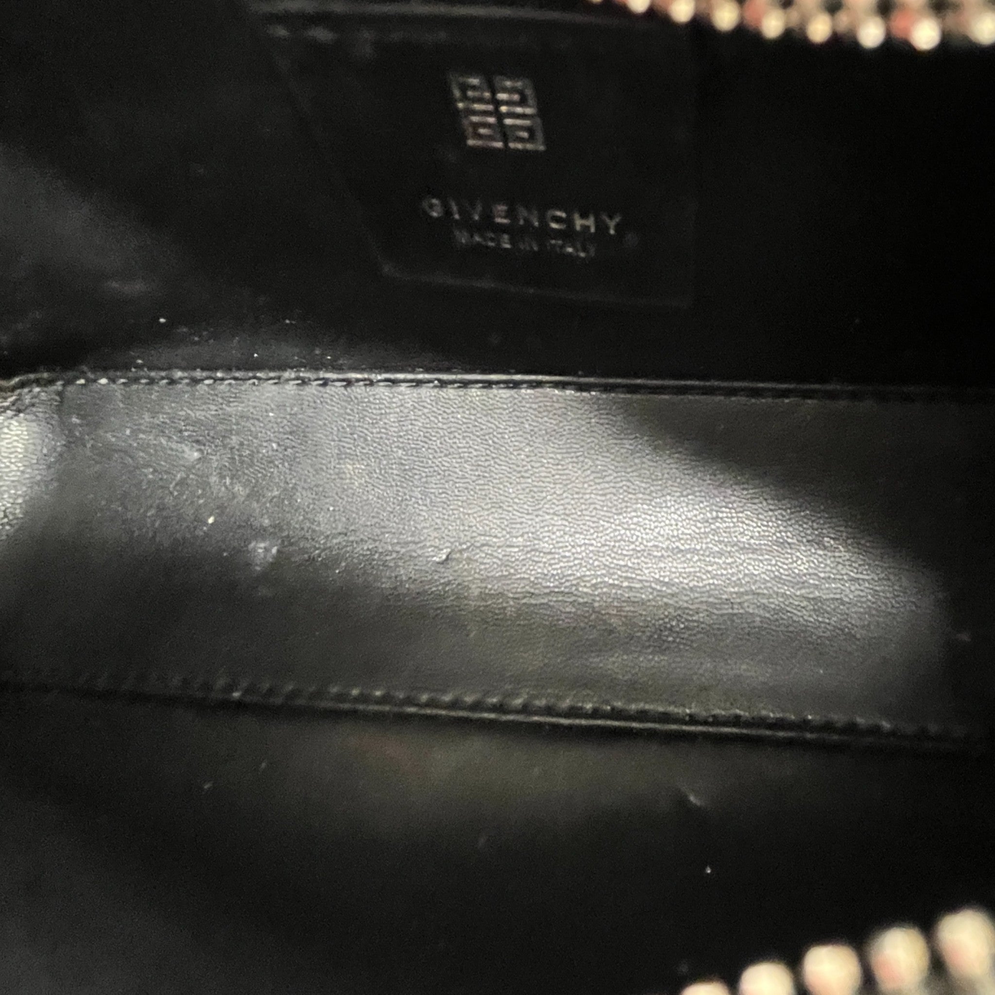 Women's Moon Cut Out Bag Black