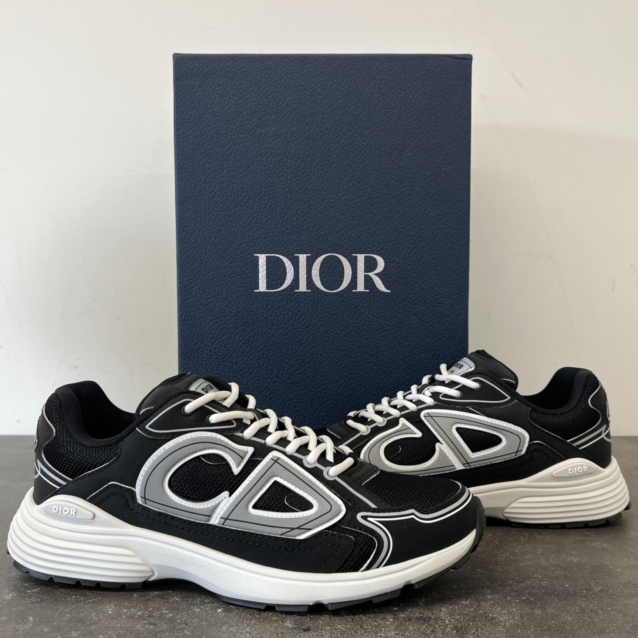 Men's B30 Low Trainers Black Size EU 42.5 / UK 8.5