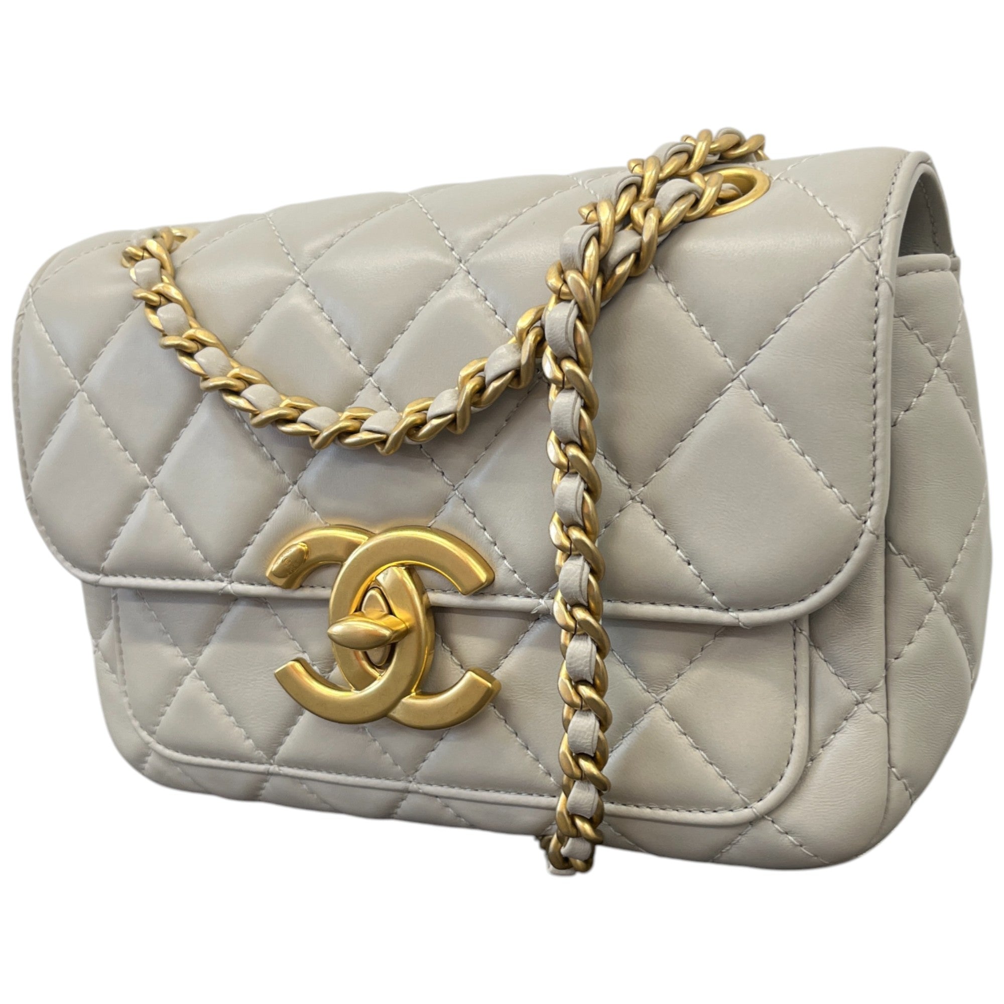 Women's Cc Lambskin Quilted Bag Grey