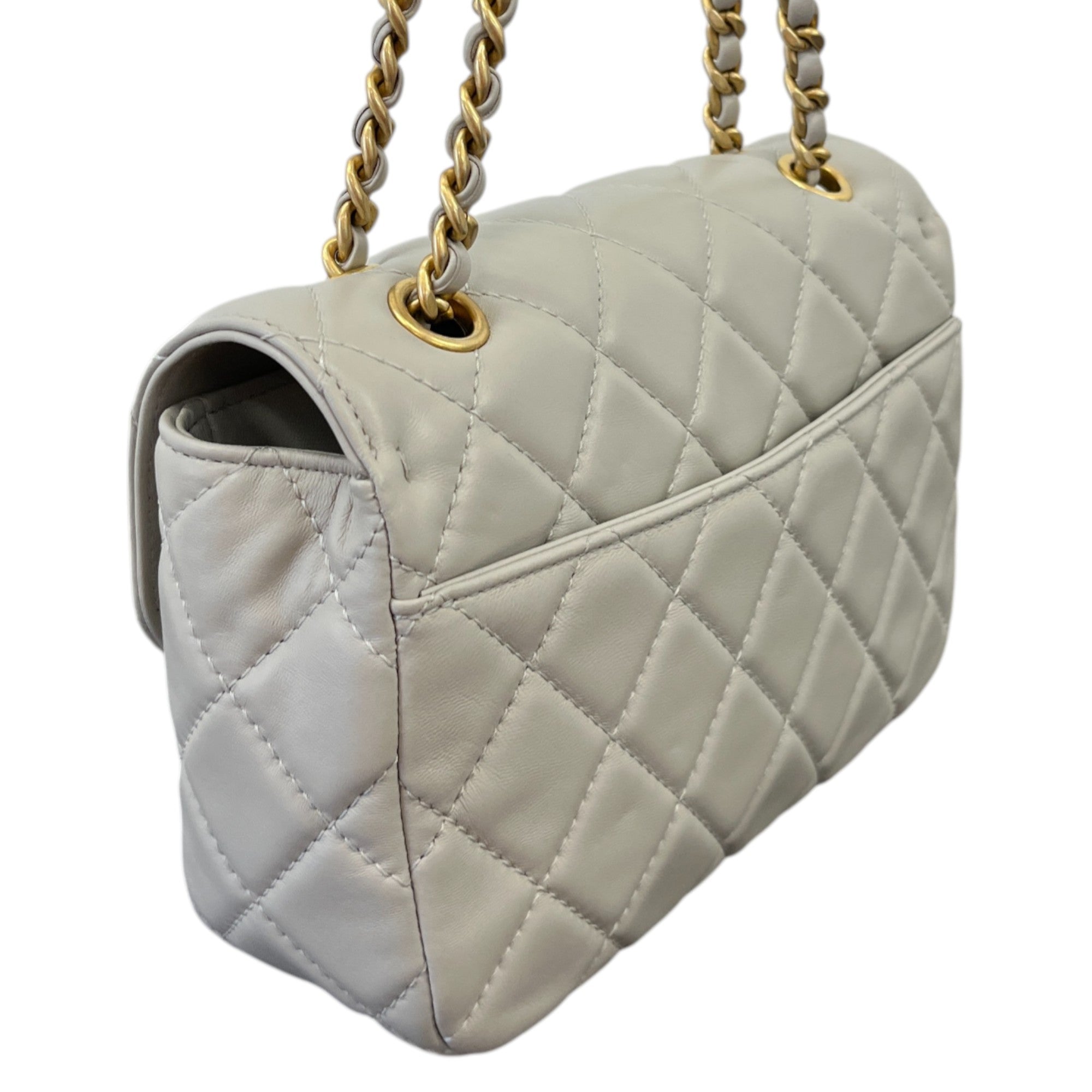 Women's Cc Lambskin Quilted Bag Grey