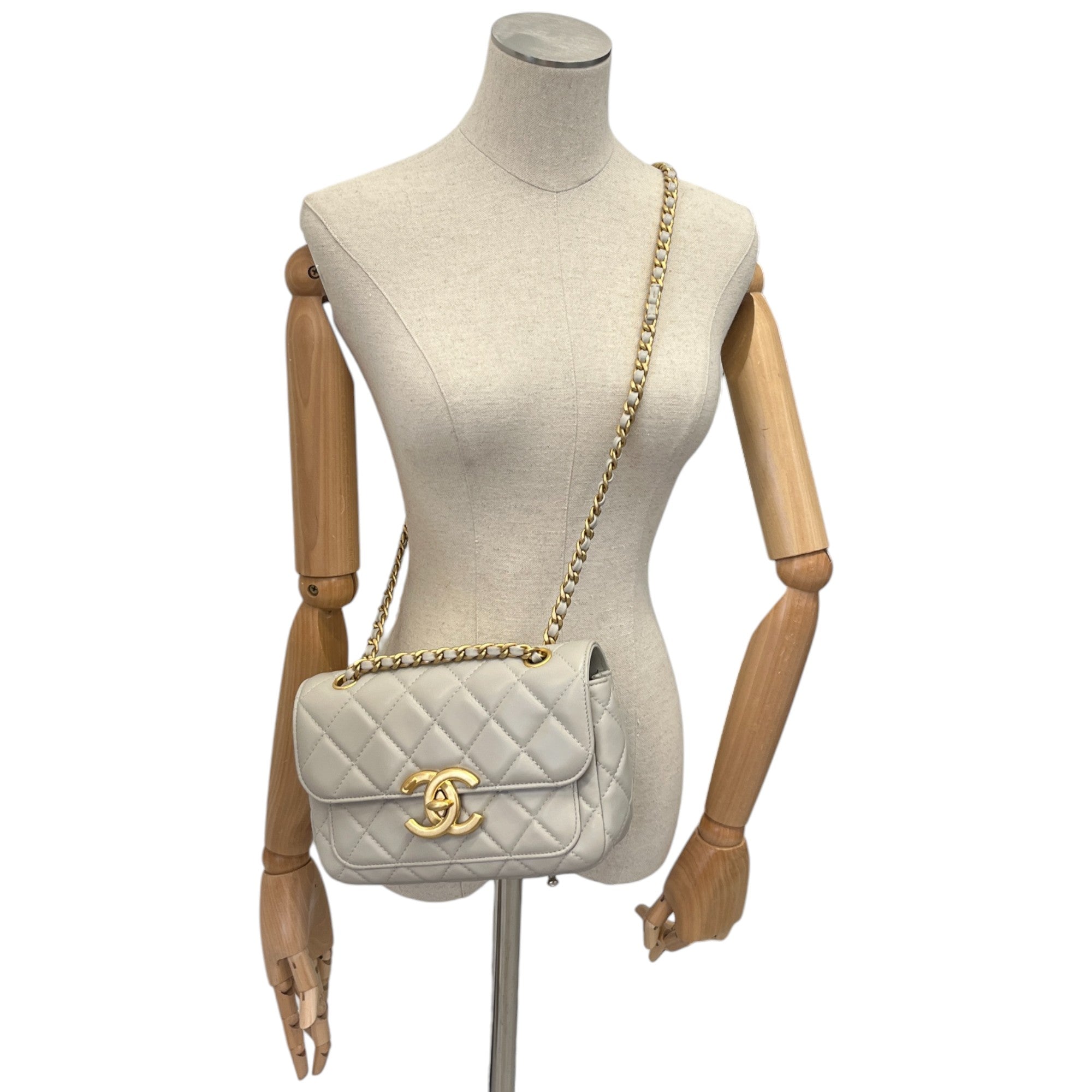 Women's Cc Lambskin Quilted Bag Grey