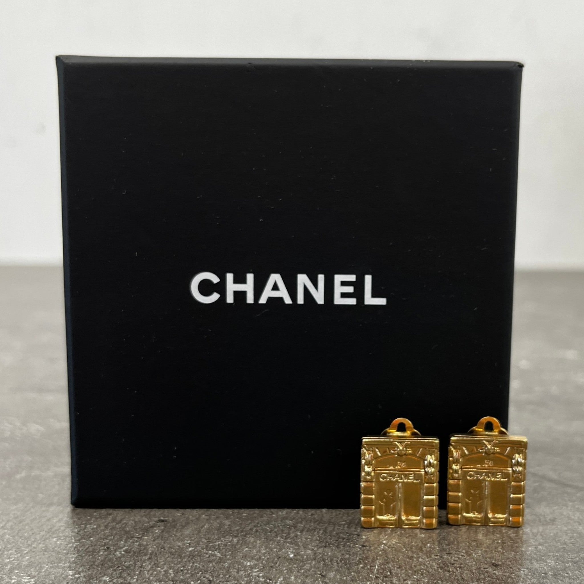 Women's Rue Cambon Clip-On Earrings Gold
