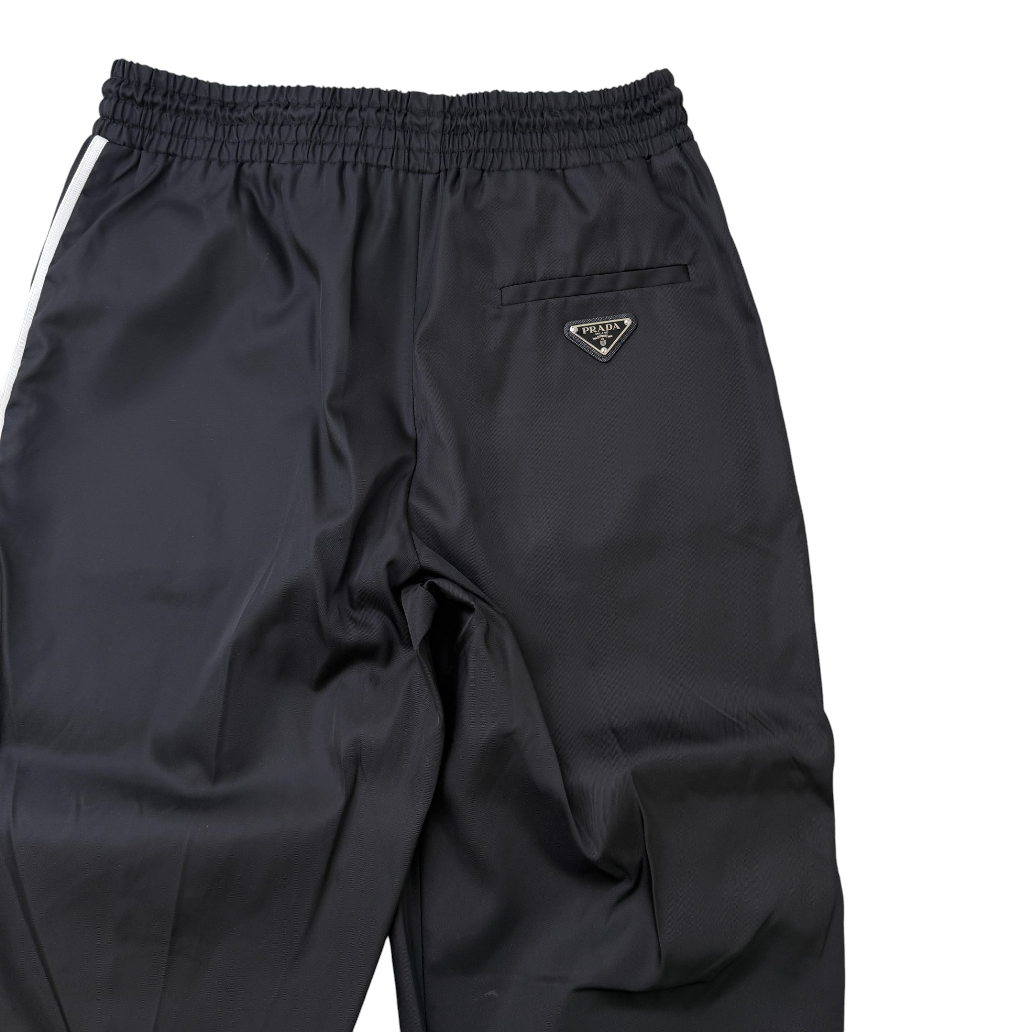 Women's 3/4 Length Plaque Logo Joggers Black Size S